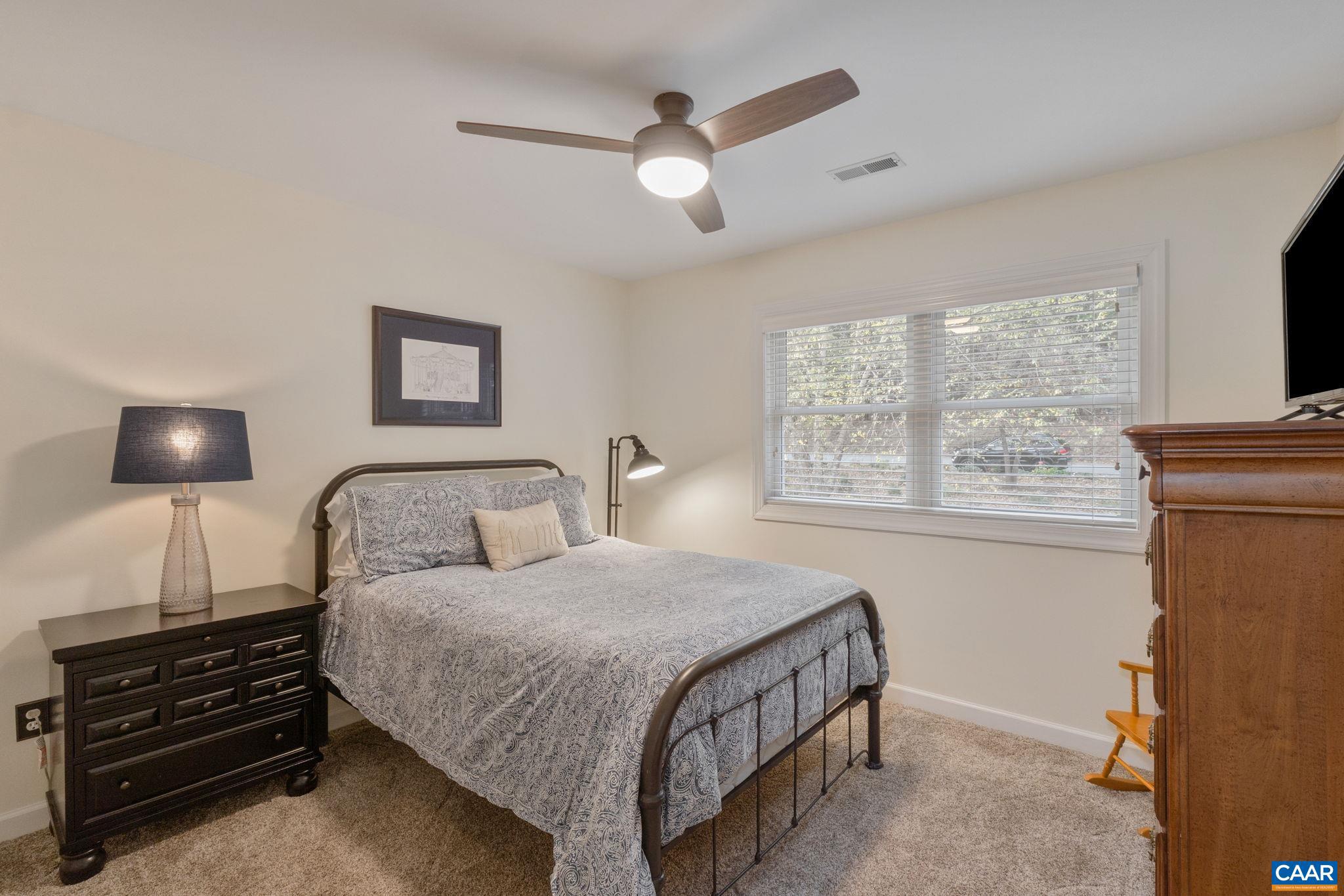 LAKE MONTICELLO - Residential