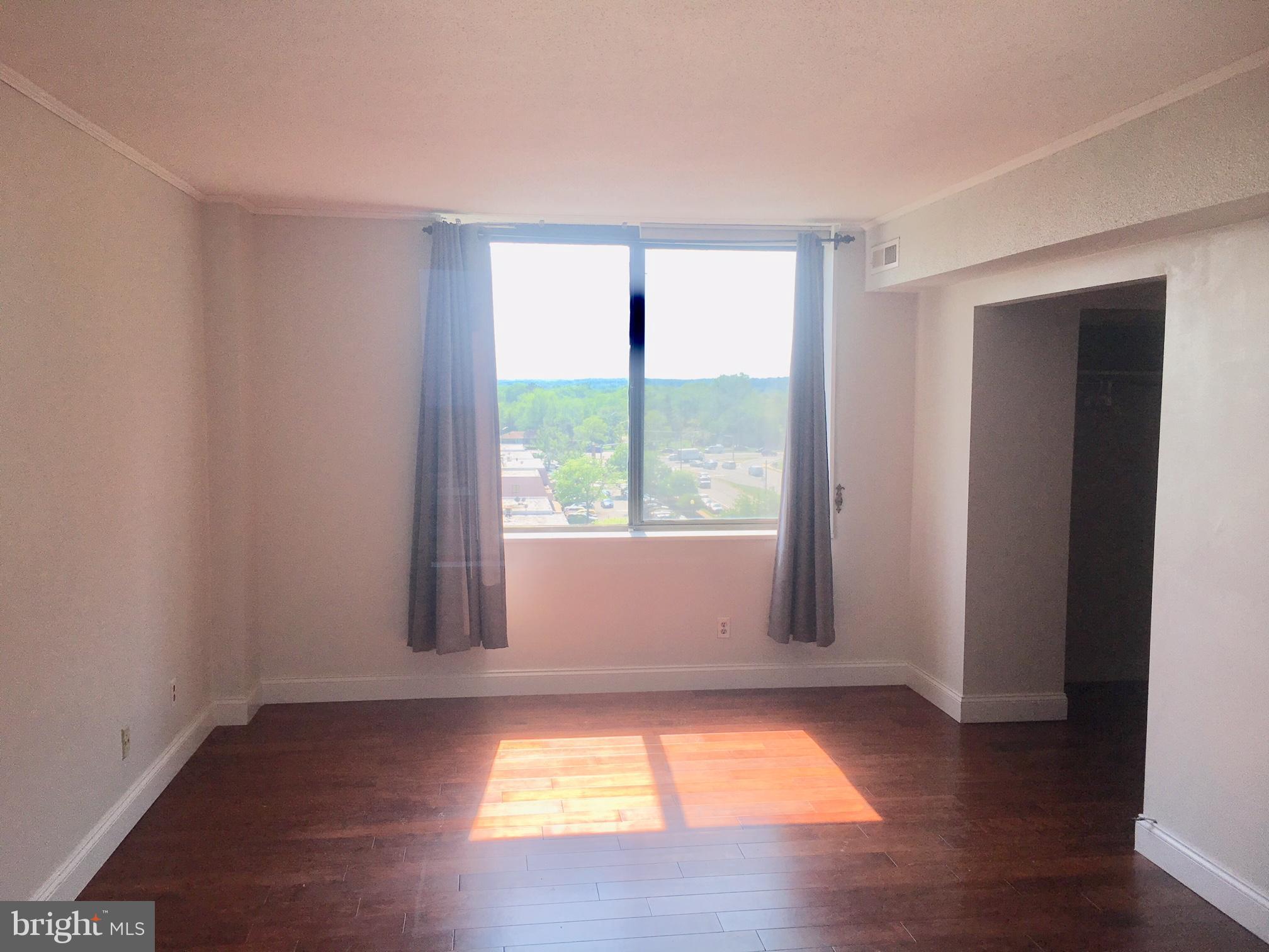 SKYLINE HOUSE - Residential Lease