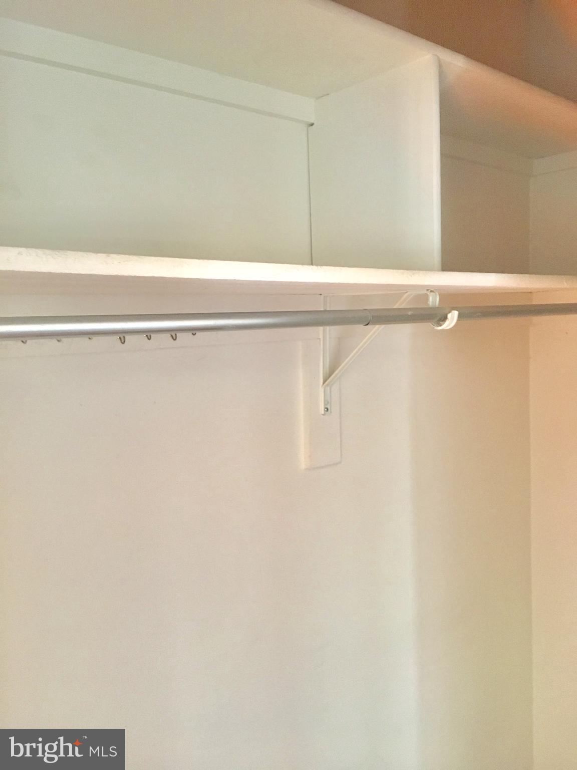 SKYLINE HOUSE - Residential Lease