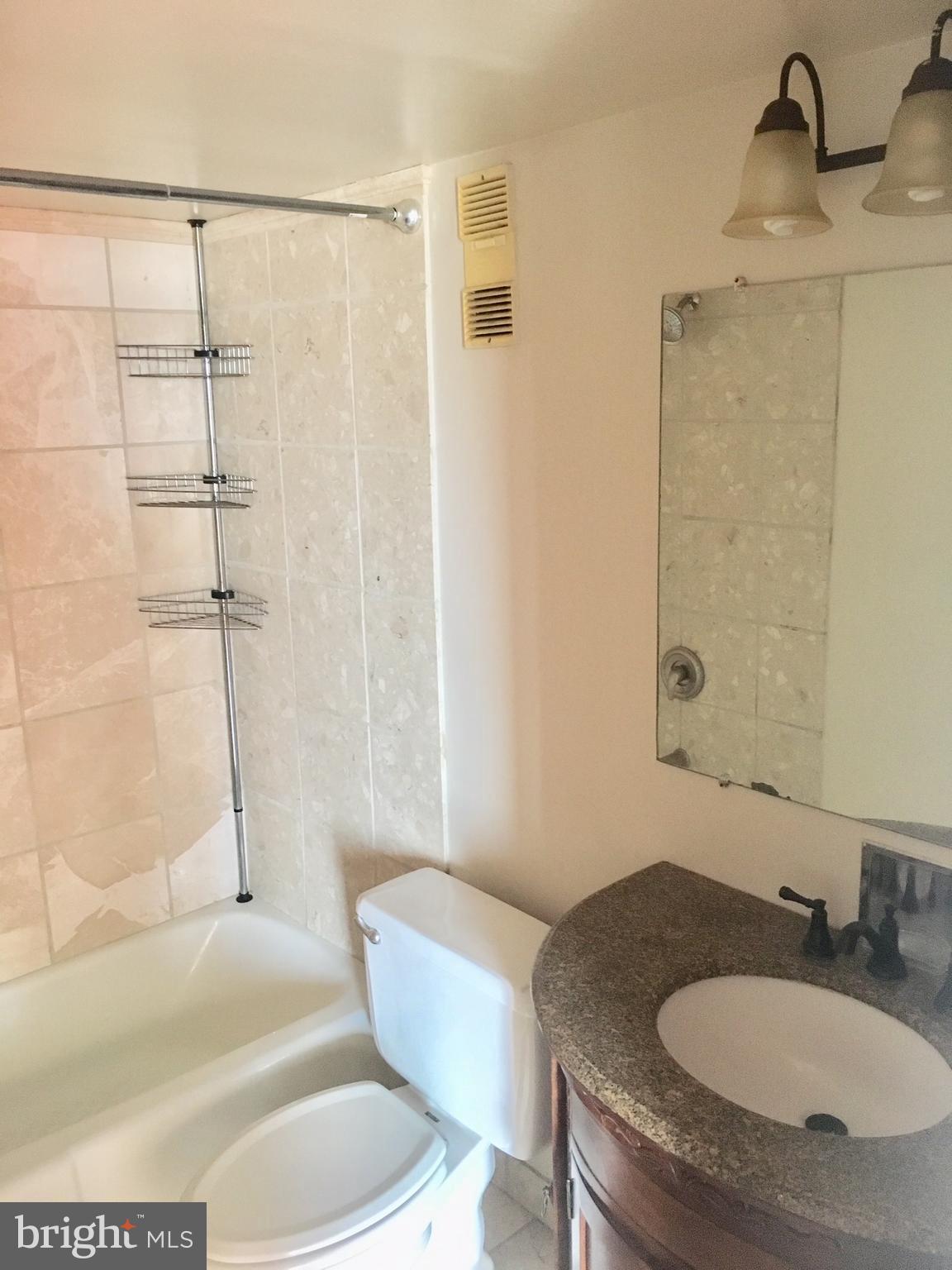 SKYLINE HOUSE - Residential Lease