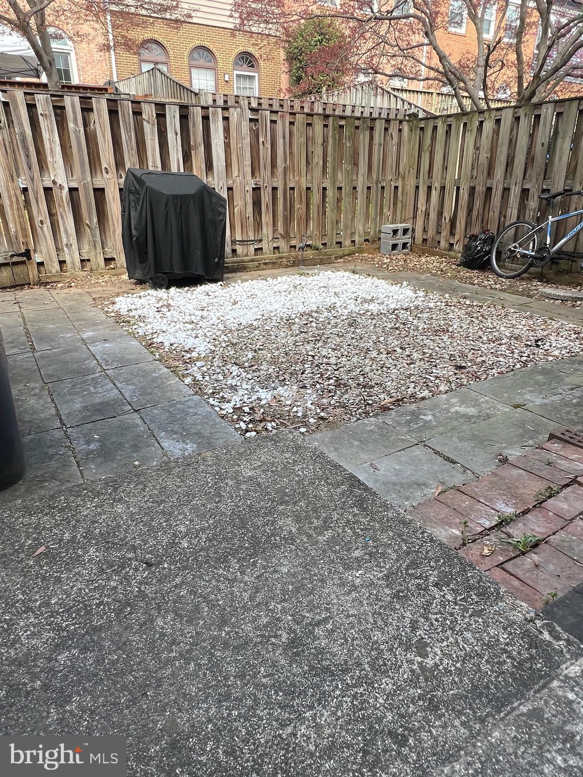 MOUNT VERNON SQUARE - Residential