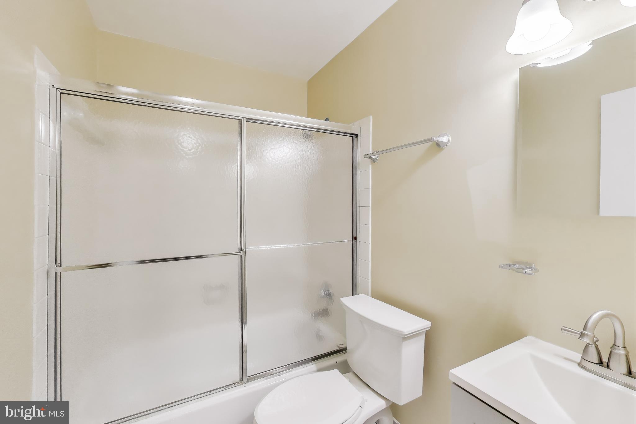 MOUNT VERNON SQUARE - Residential