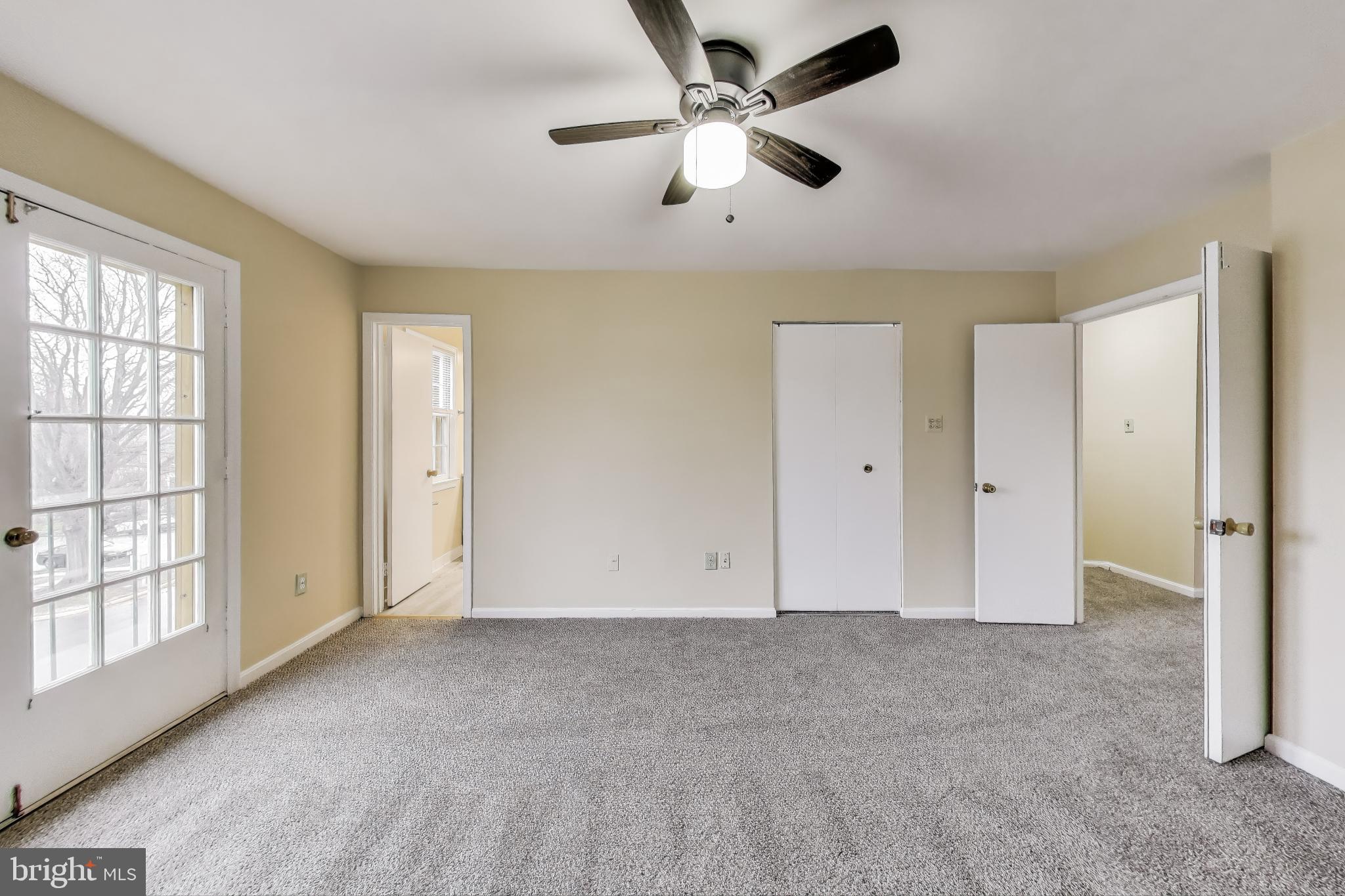 MOUNT VERNON SQUARE - Residential