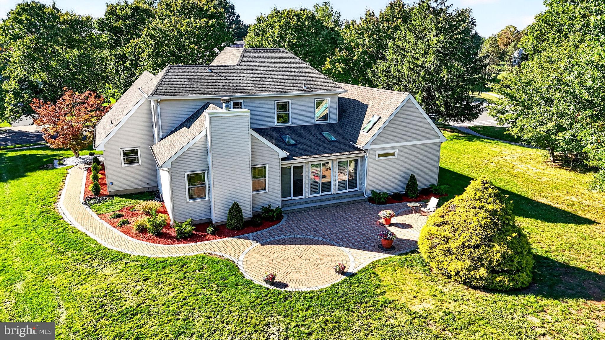 14 WILSON WAY S
