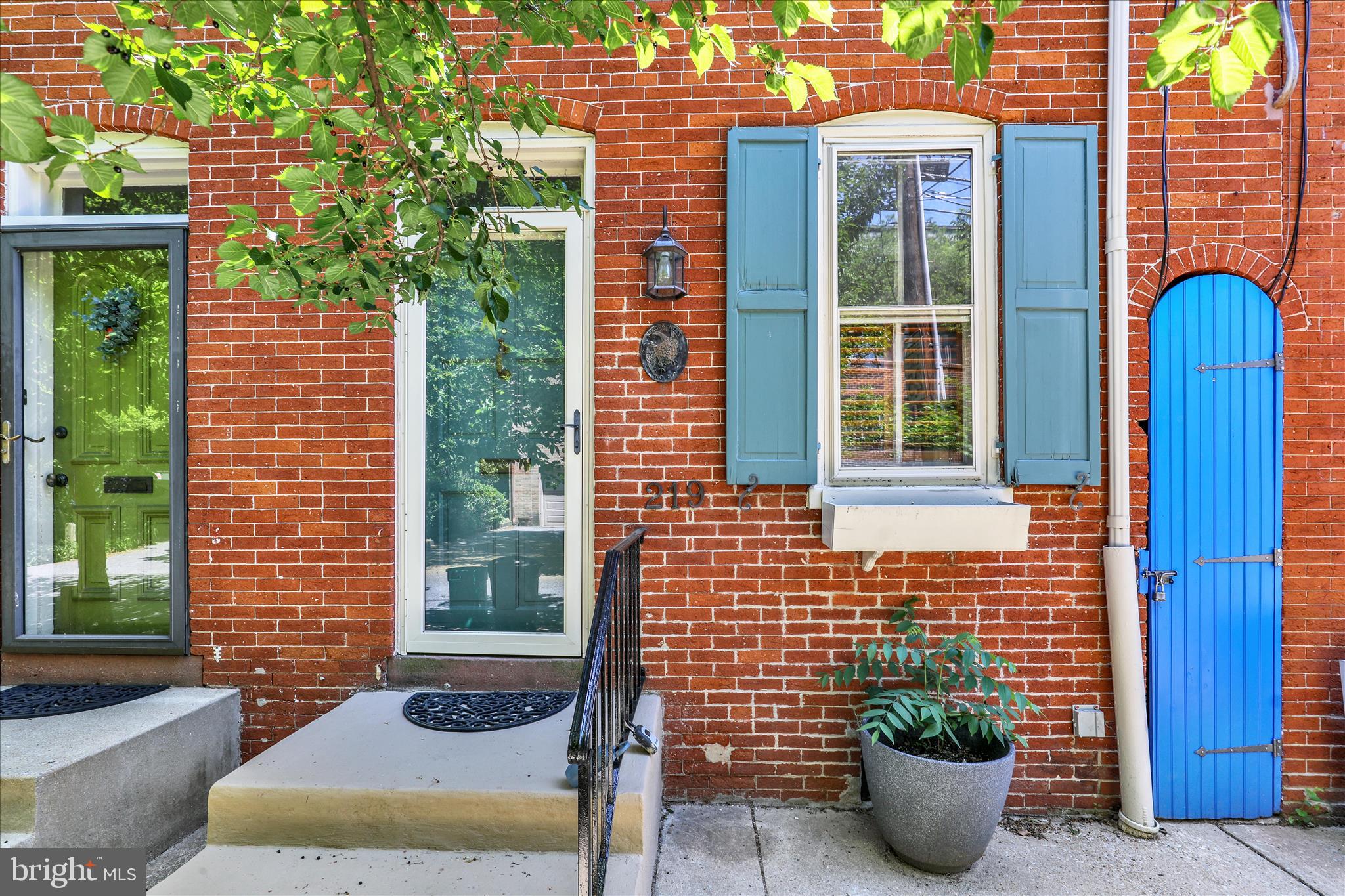 219 N CONCORD STREET