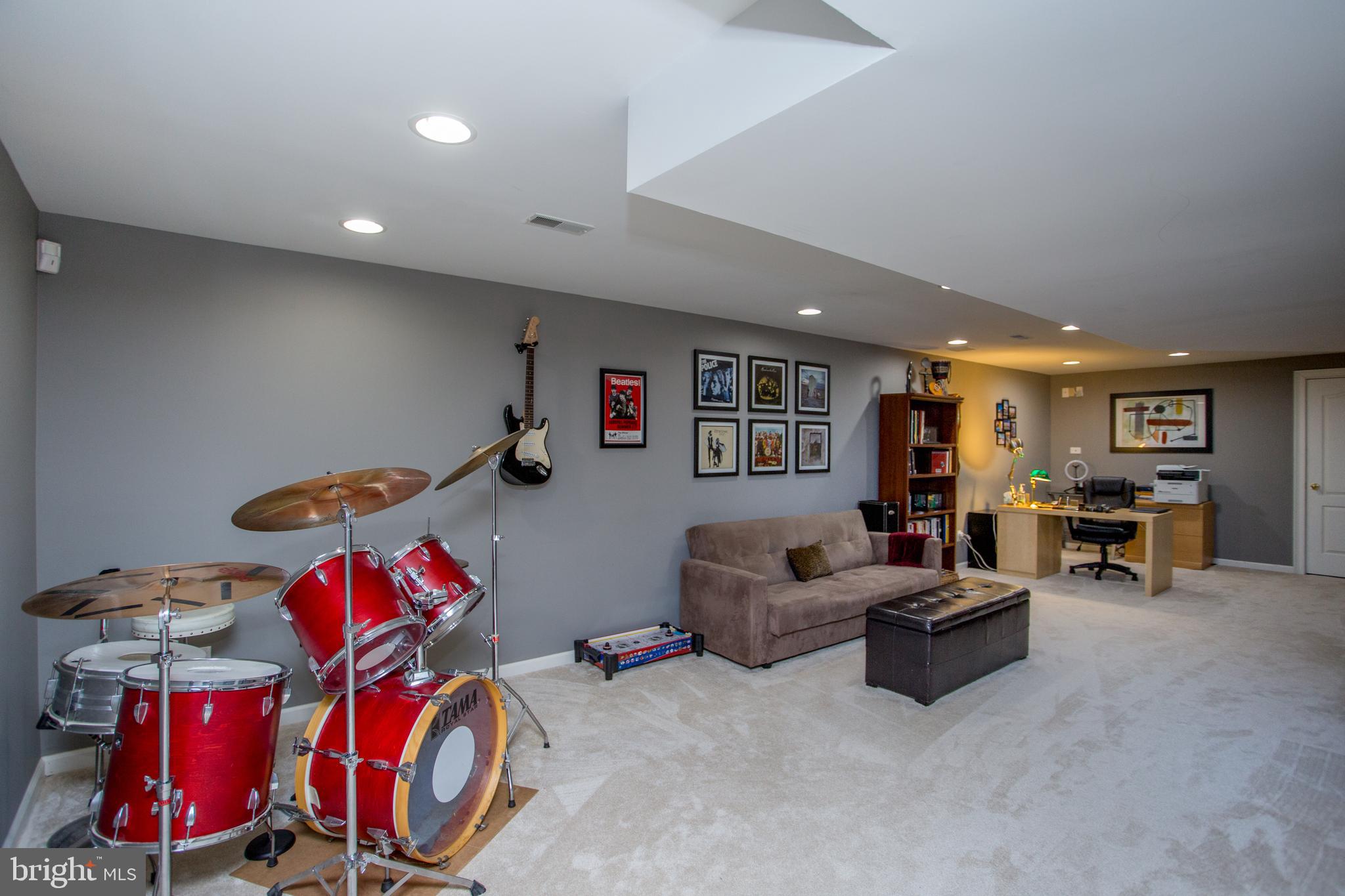 DEERBROOK - Residential