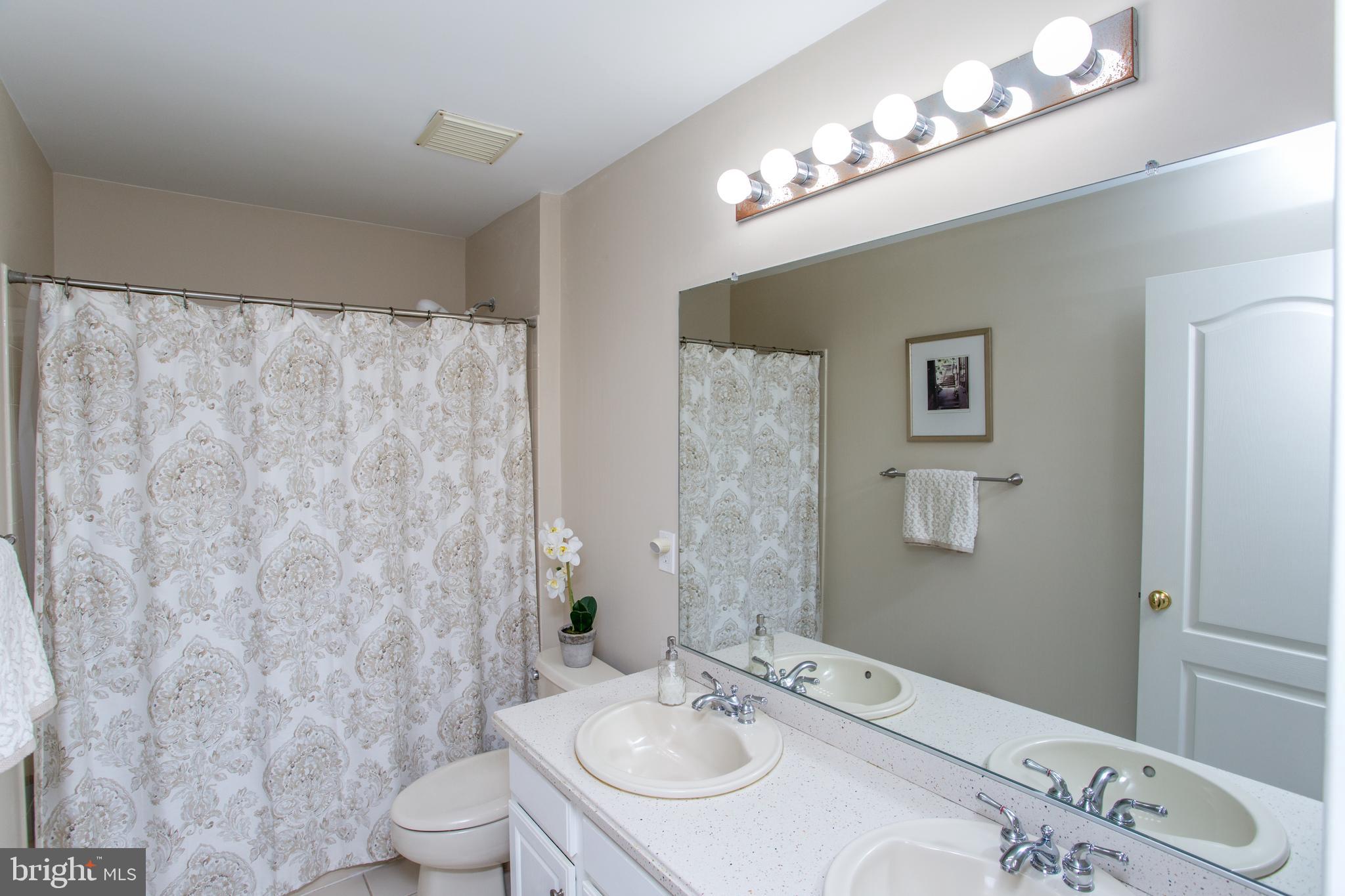 DEERBROOK - Residential