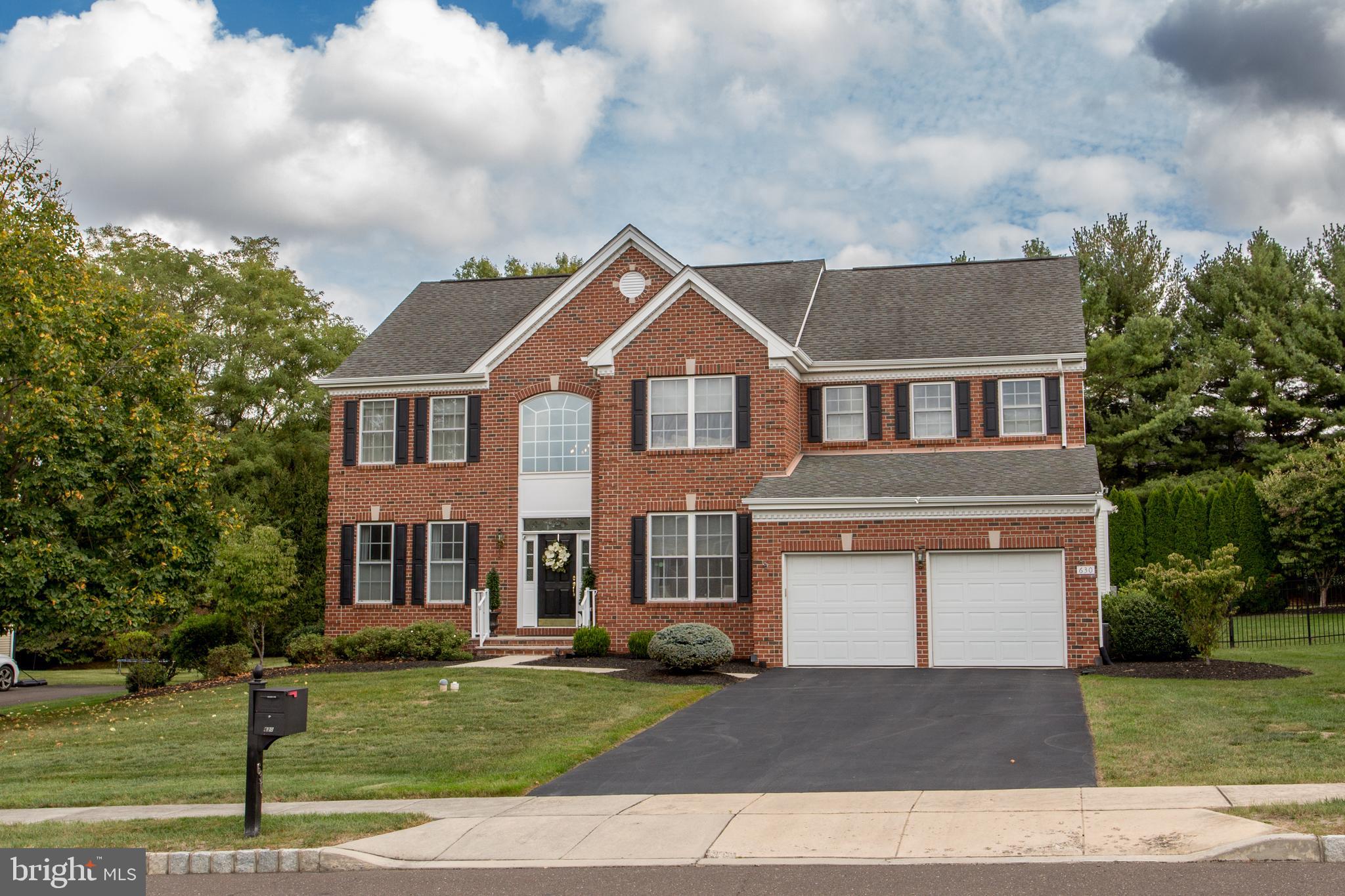 DEERBROOK - Residential