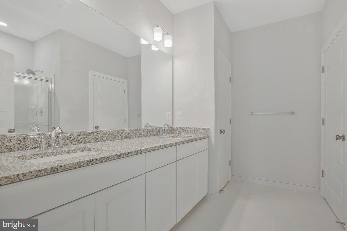 VILLAGES OF SAVANNAH - Residential