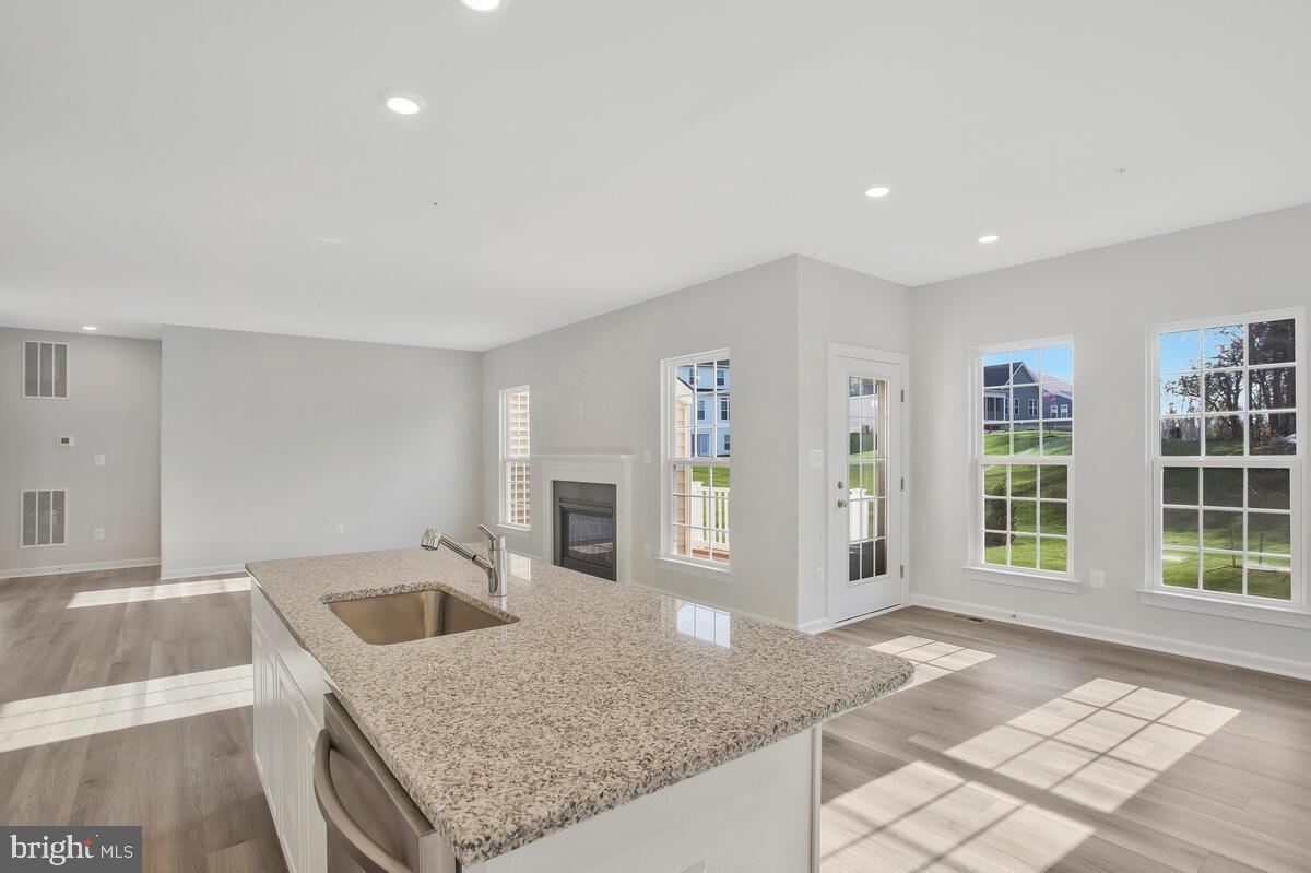 VILLAGES OF SAVANNAH - Residential