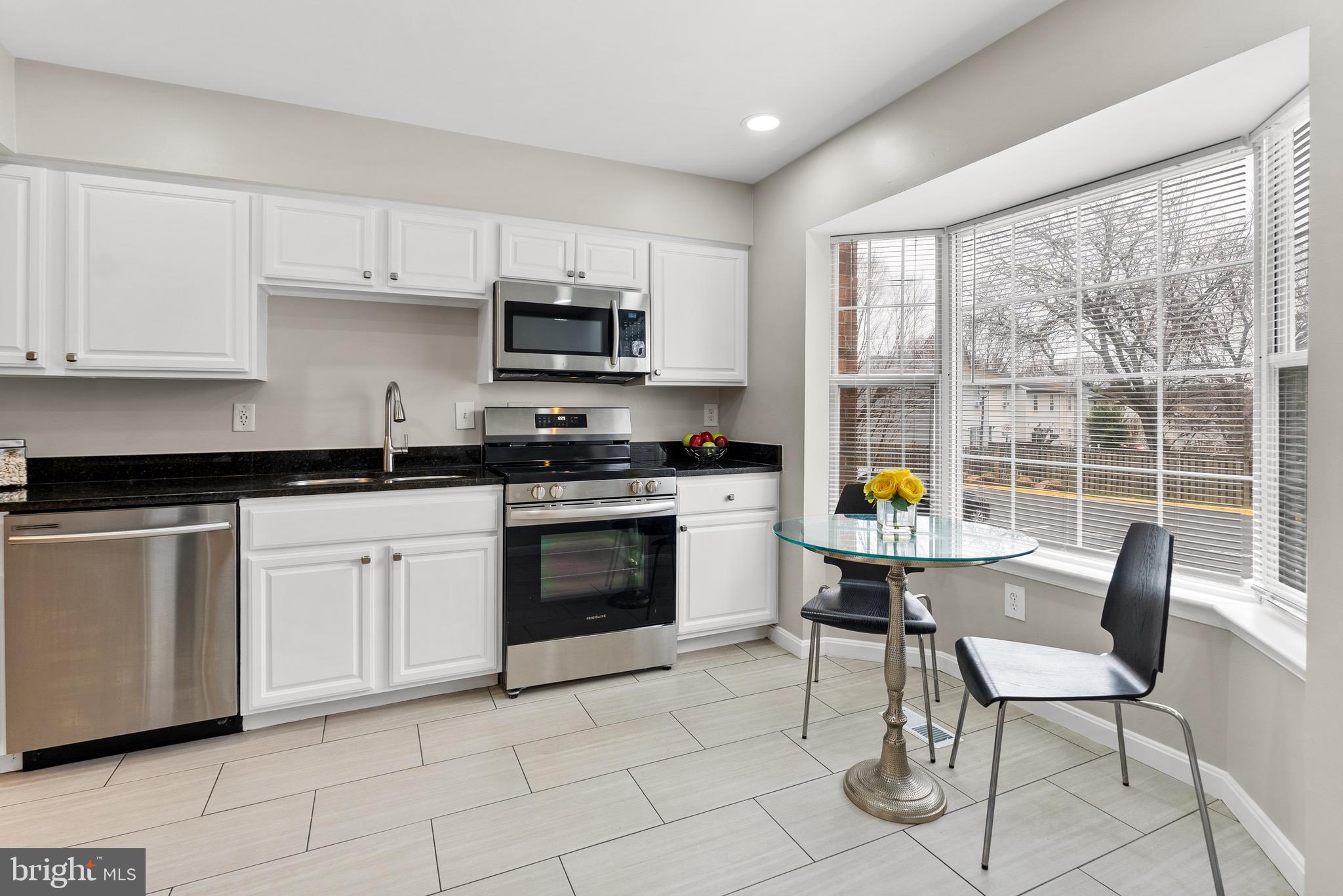 MONTGOMERY MEADOWS - Residential