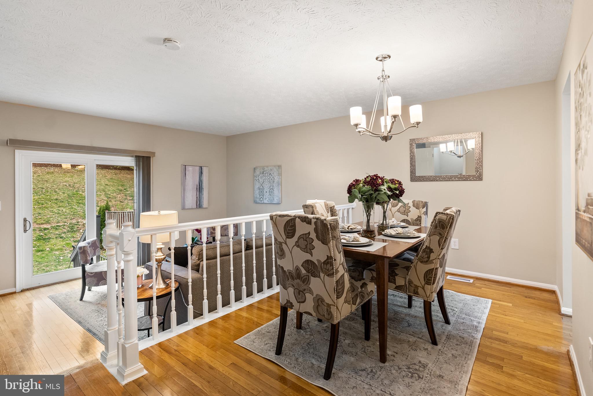 MONTGOMERY MEADOWS - Residential