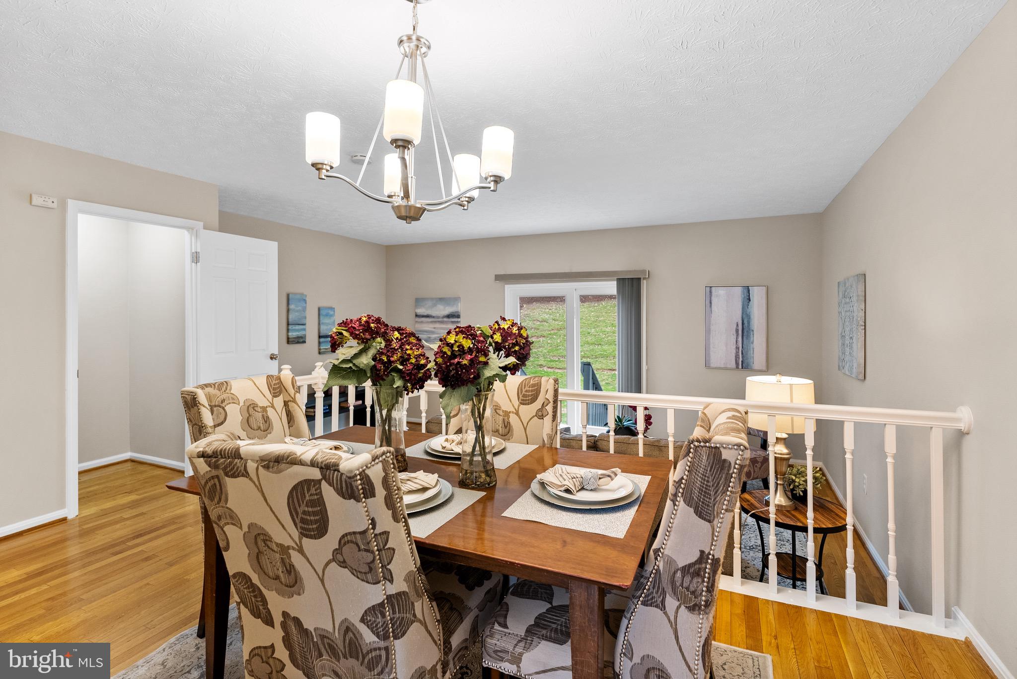 MONTGOMERY MEADOWS - Residential