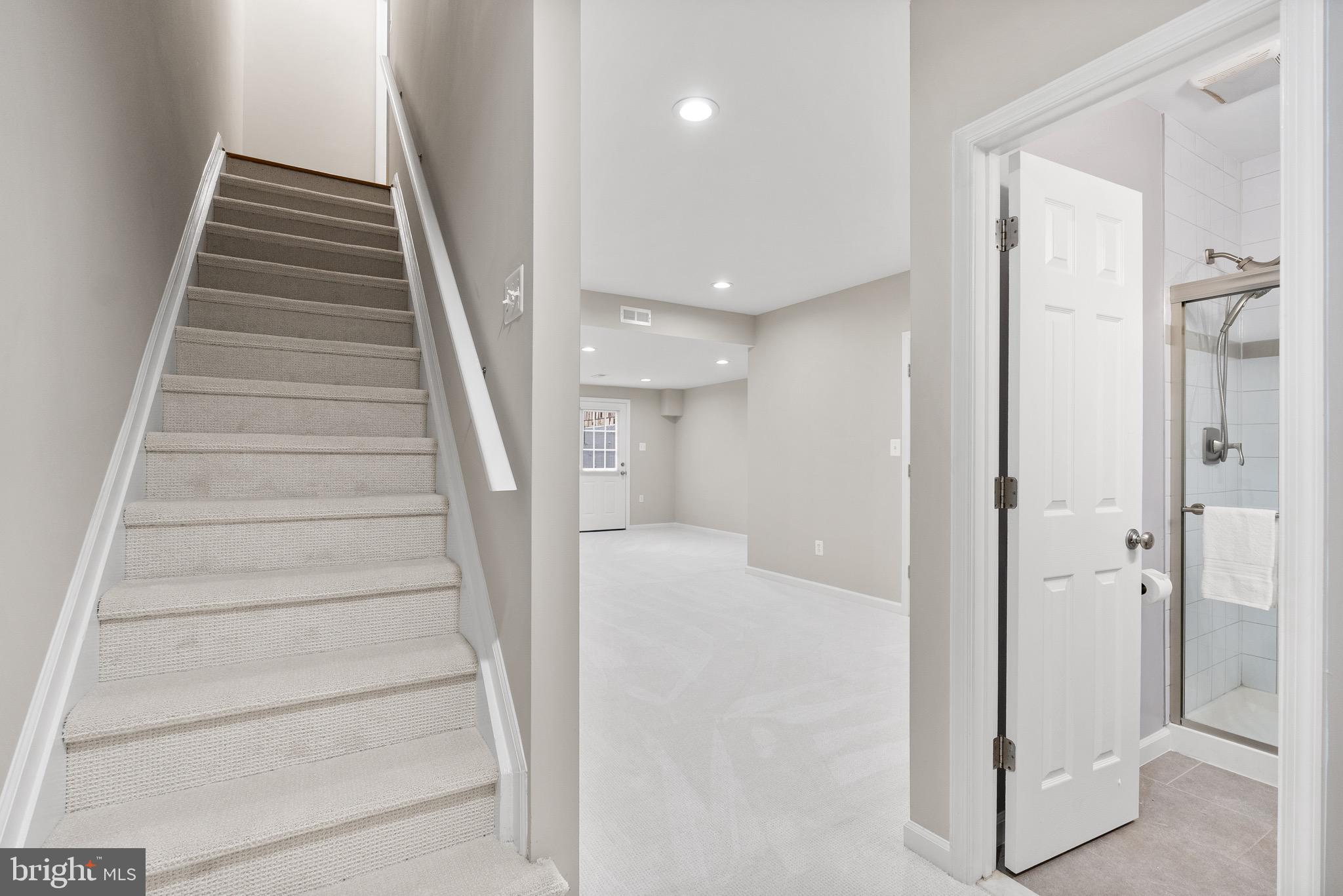 MONTGOMERY MEADOWS - Residential