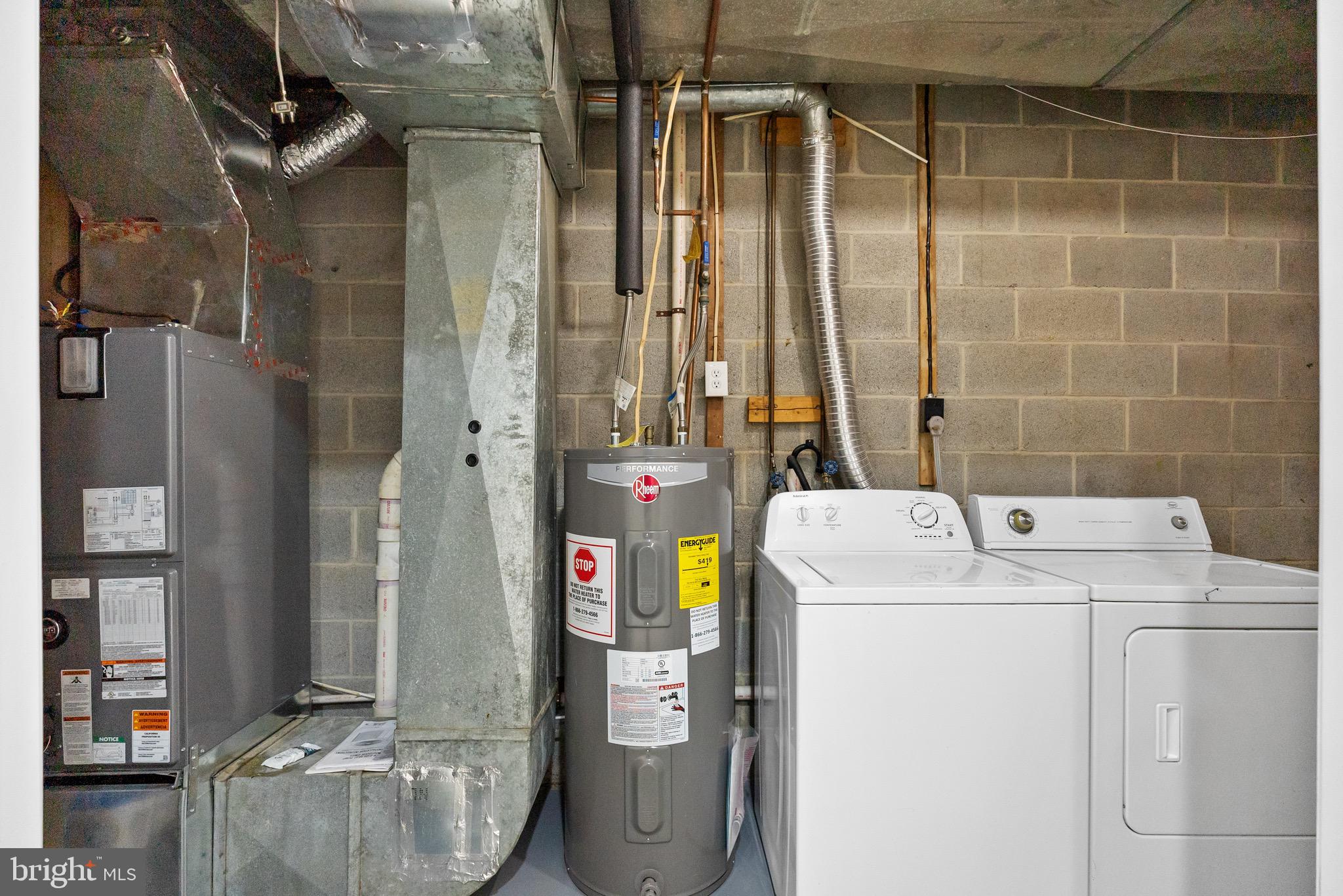 MONTGOMERY MEADOWS - Residential