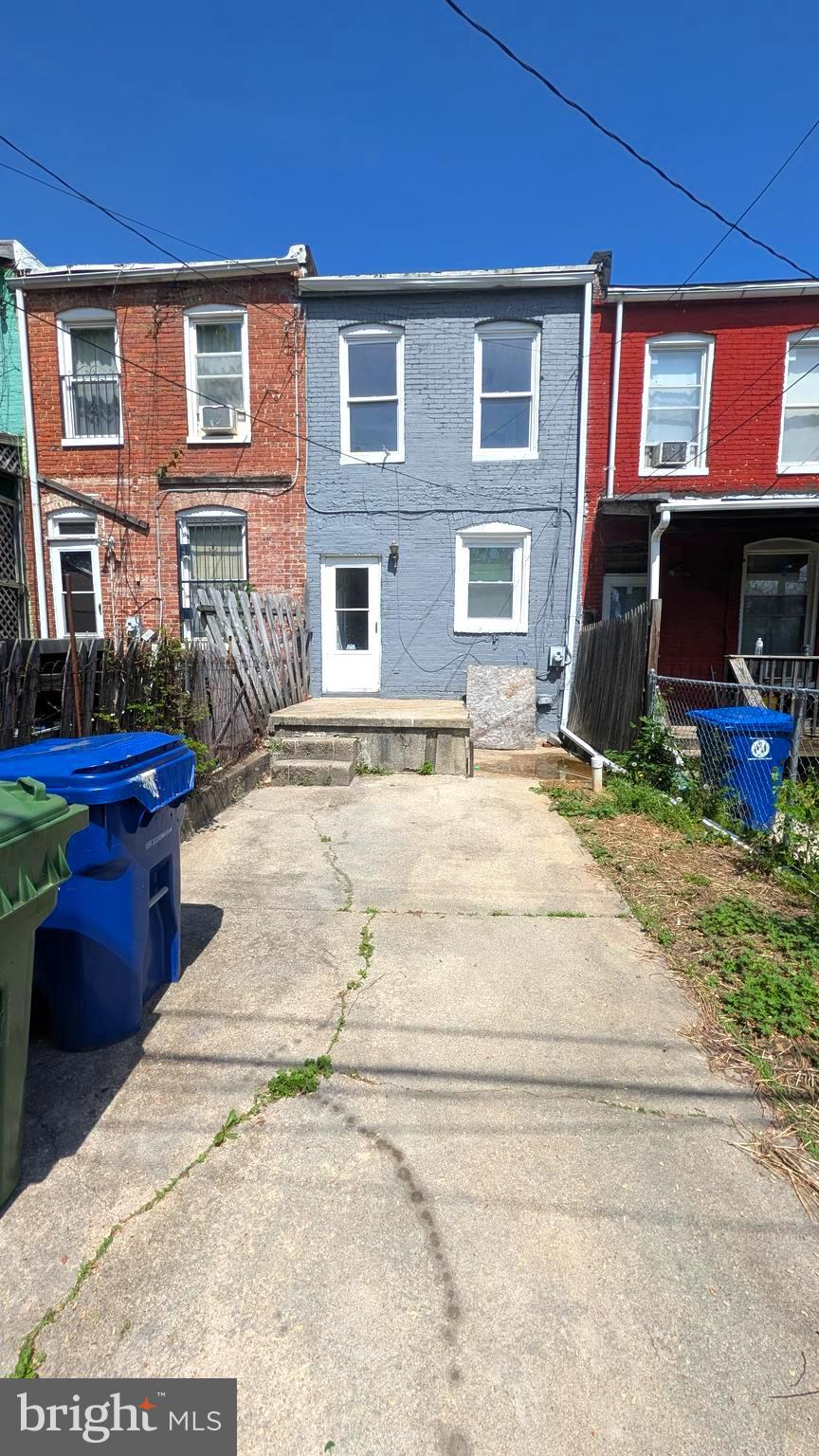 SHIPLEY HILL - Residential