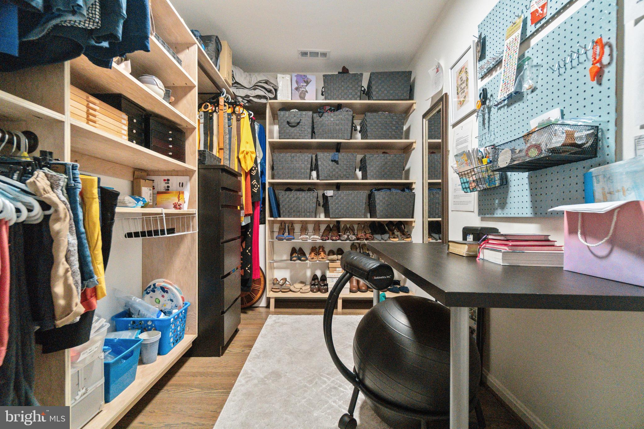 MANORWOOD - Residential