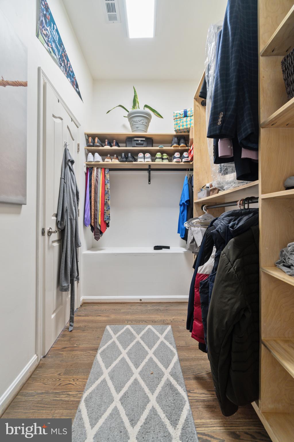 MANORWOOD - Residential