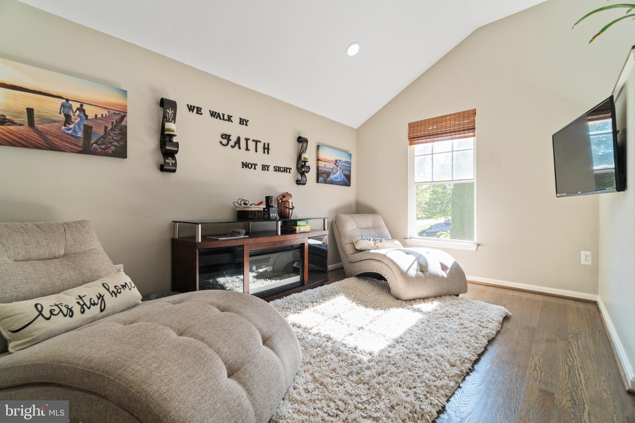 MANORWOOD - Residential