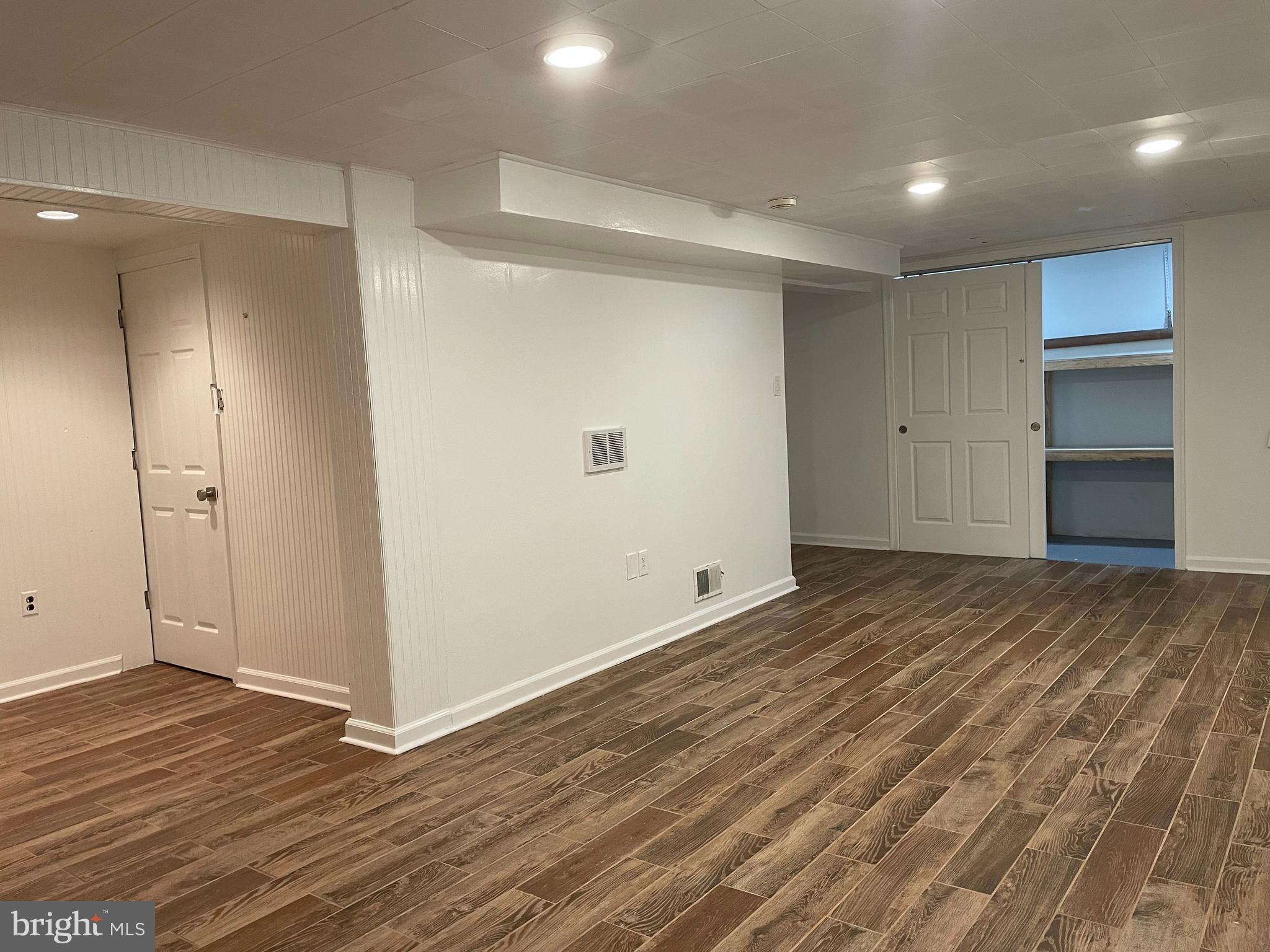 GREEN VALLEY - Residential Lease