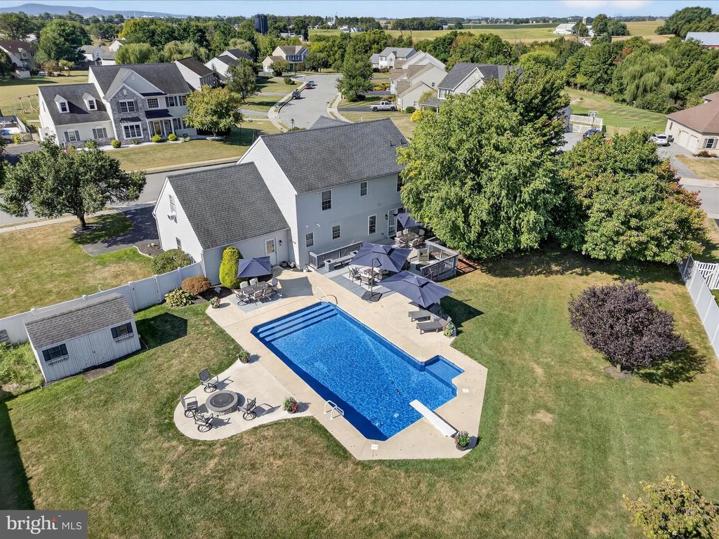 Photo of 39 Sarah Lane, MOUNT JOY, PA 17552 (MLS # PALA2076332)