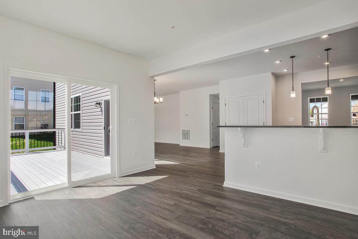 HUNTINGTON - Residential