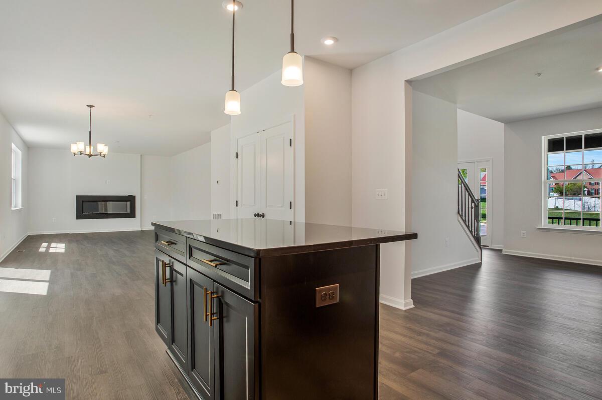 HUNTINGTON - Residential