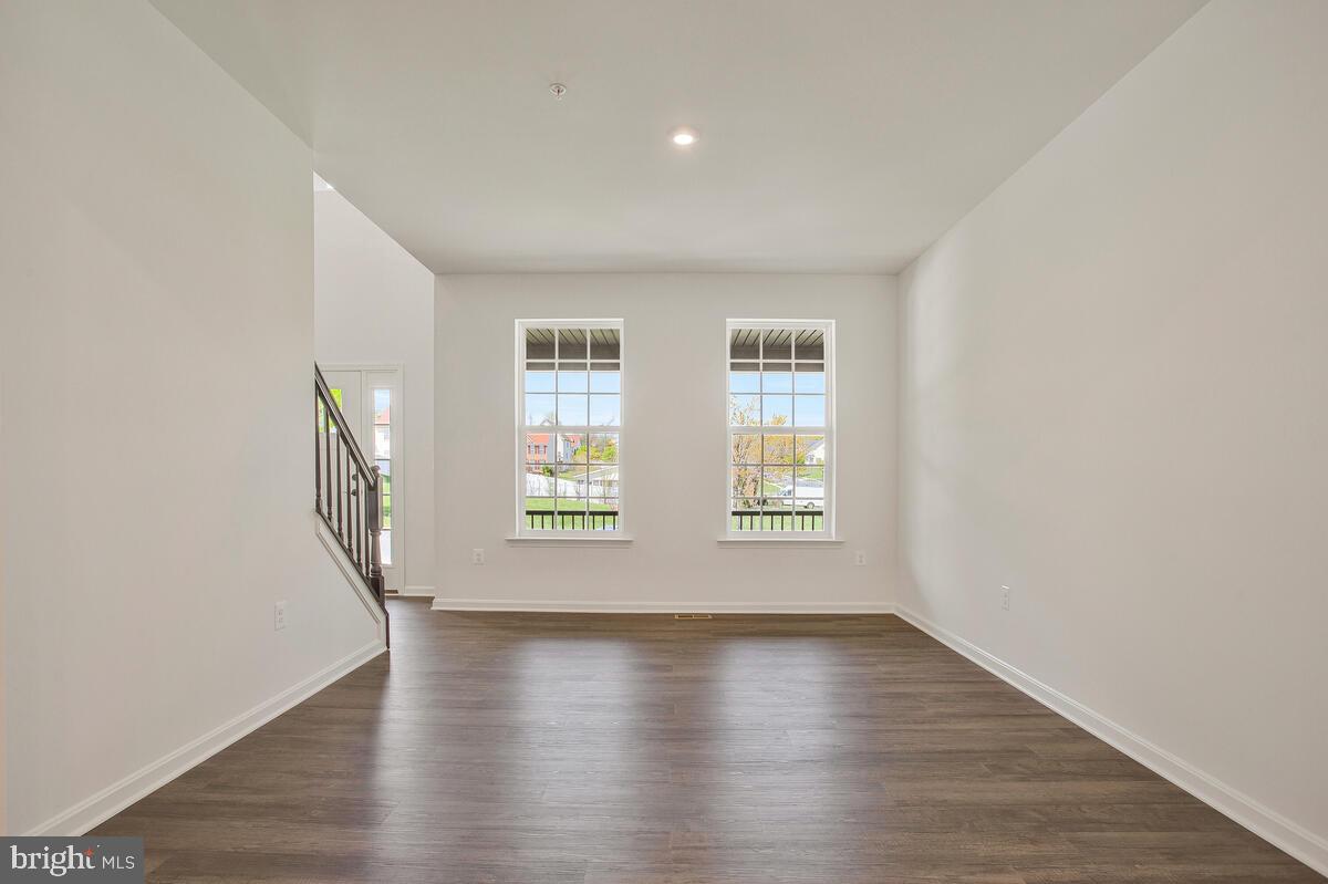 HUNTINGTON - Residential