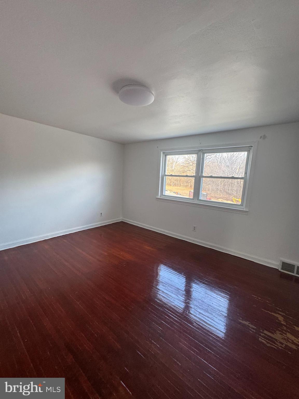 PHILADELPHIA (NORTHEAST) - Residential