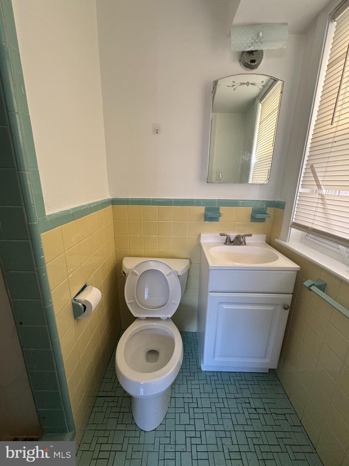 PHILADELPHIA (NORTHEAST) - Residential