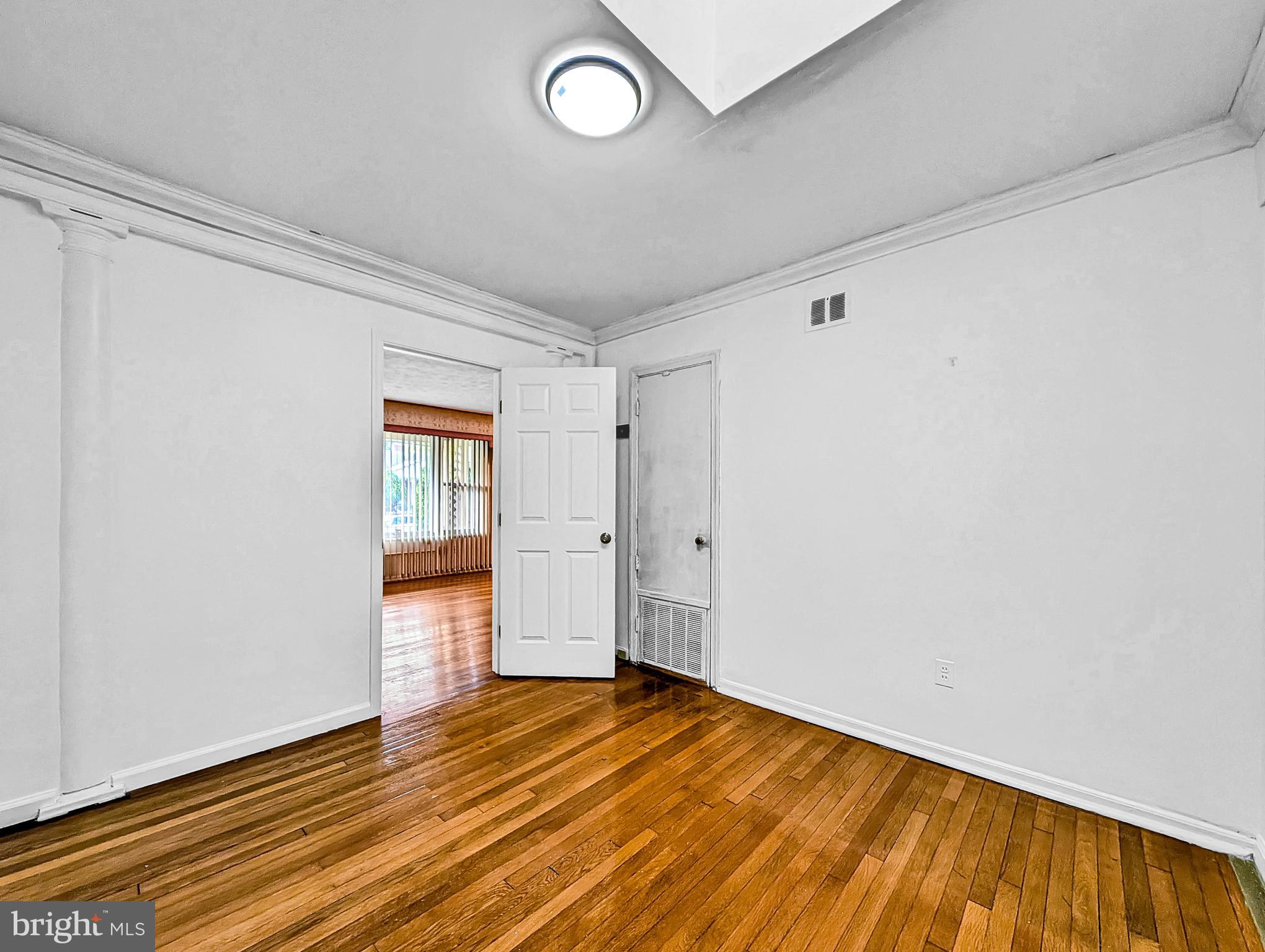 OAKVIEW - Residential Lease