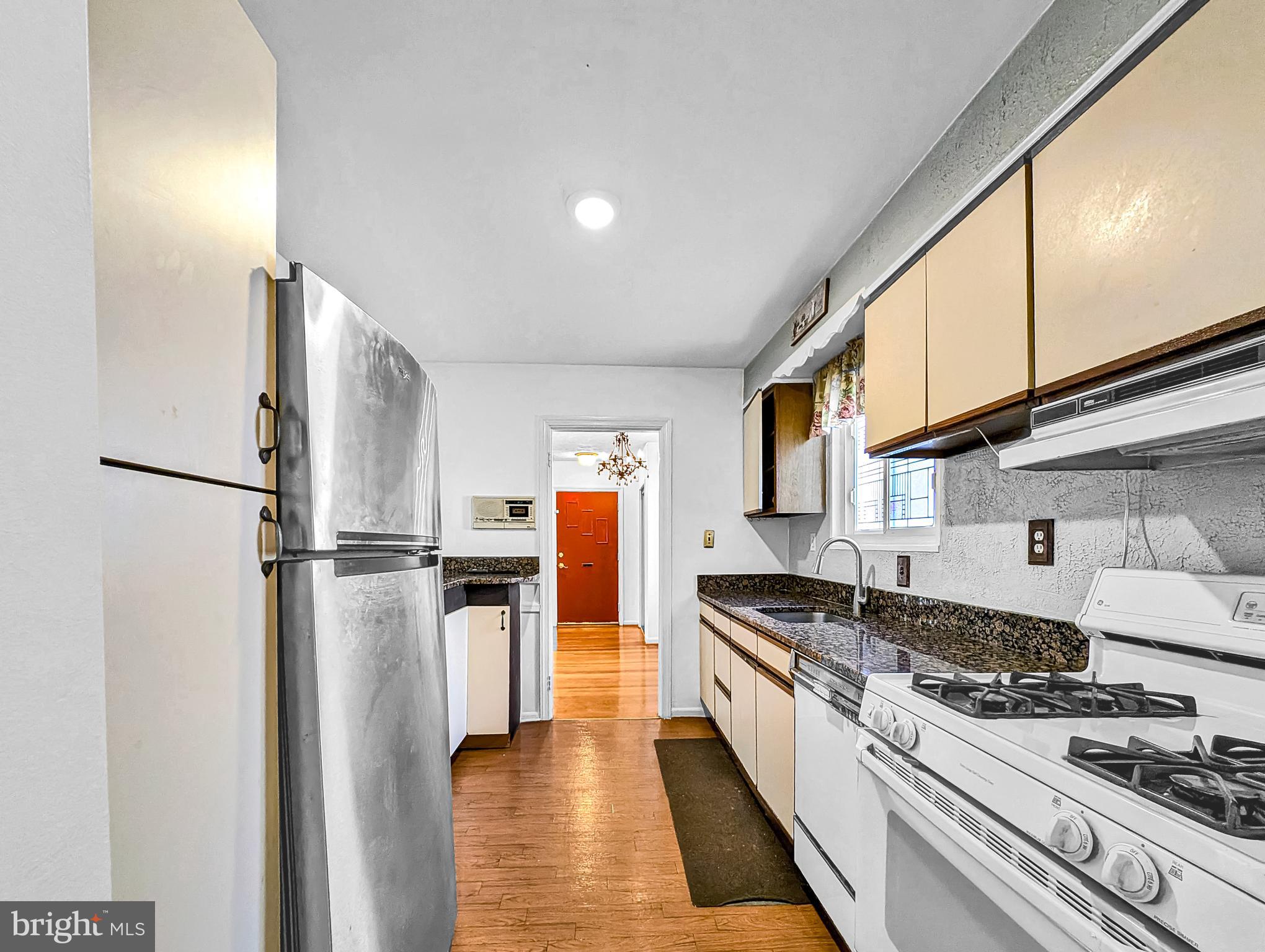 OAKVIEW - Residential Lease