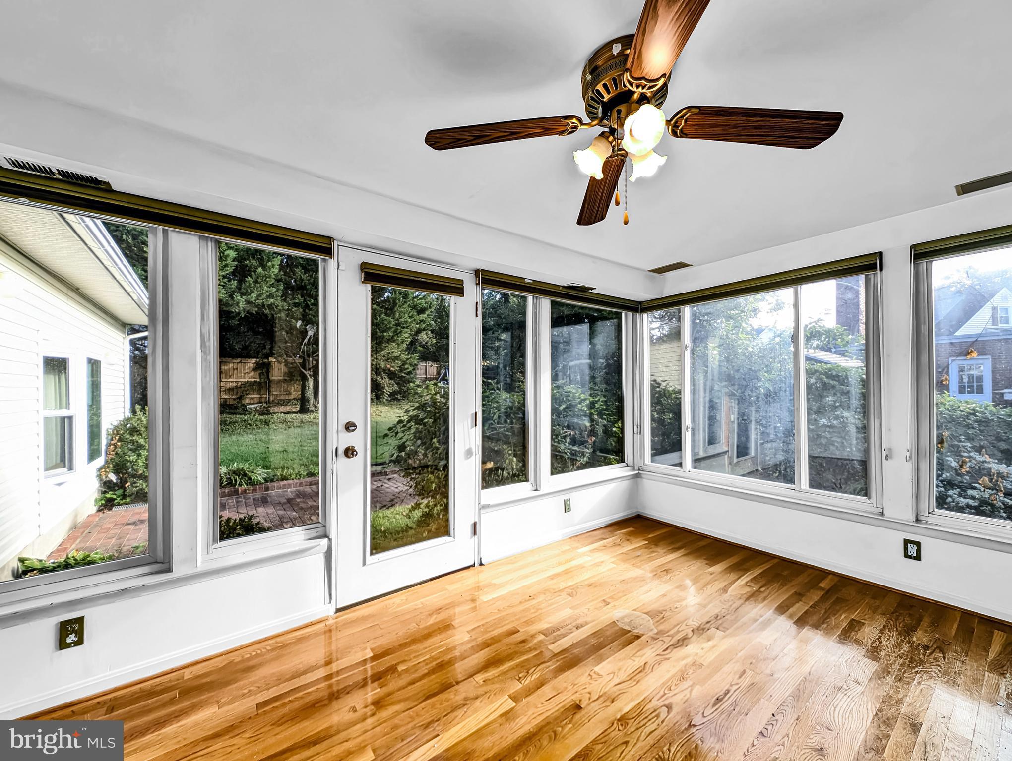 OAKVIEW - Residential Lease