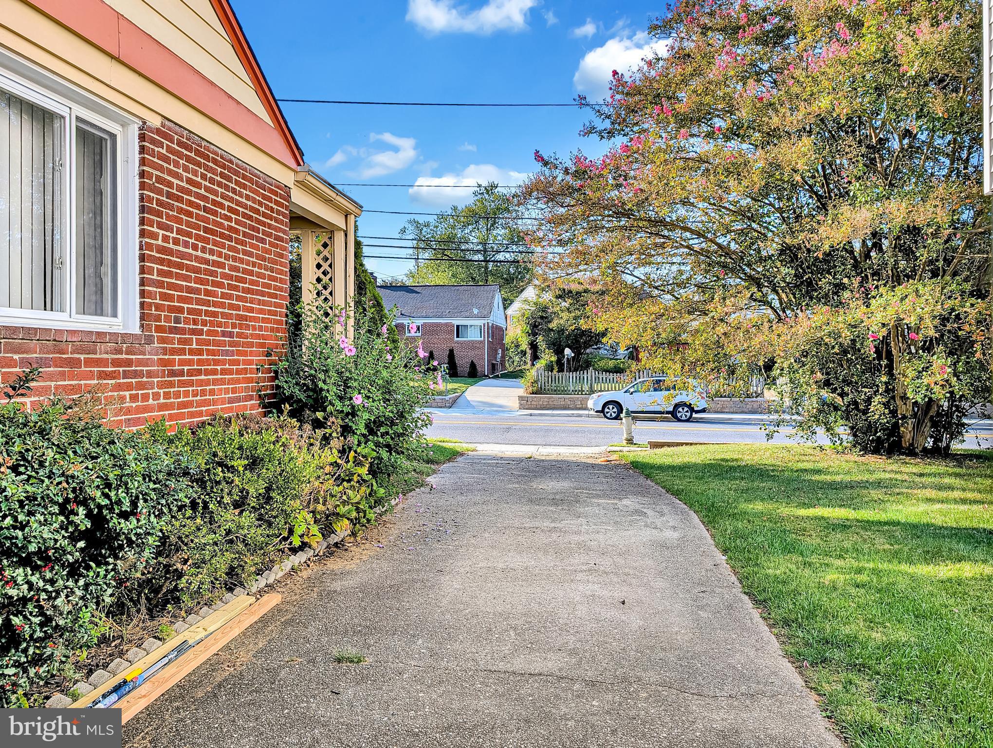 OAKVIEW - Residential Lease