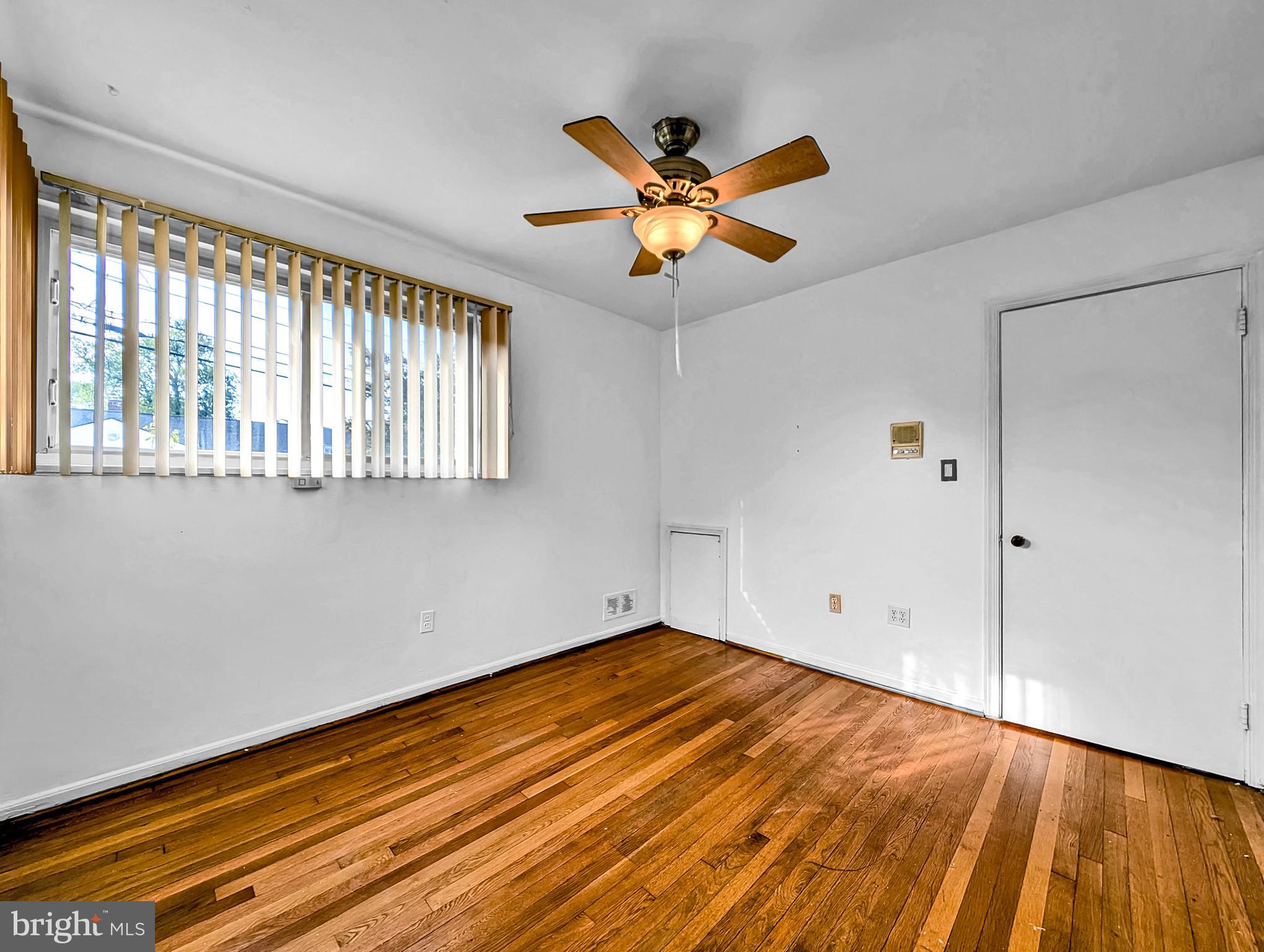 OAKVIEW - Residential Lease