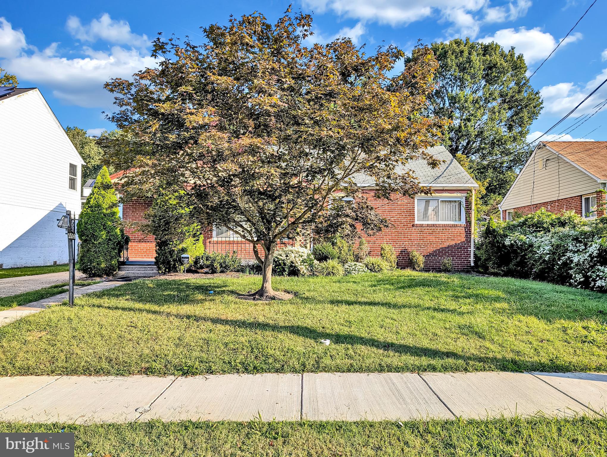 OAKVIEW - Residential Lease