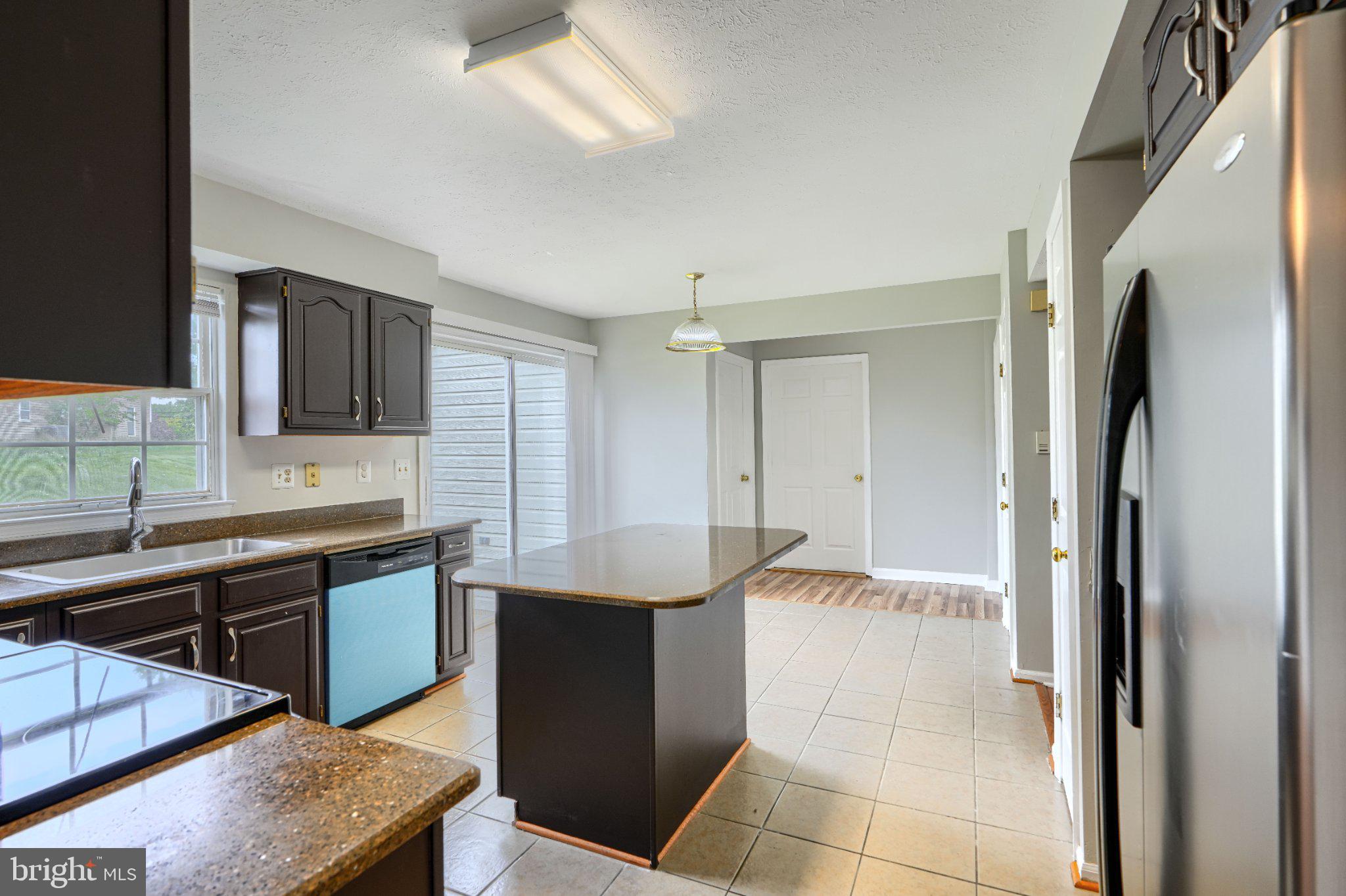 SUNSET RIDGE - Residential