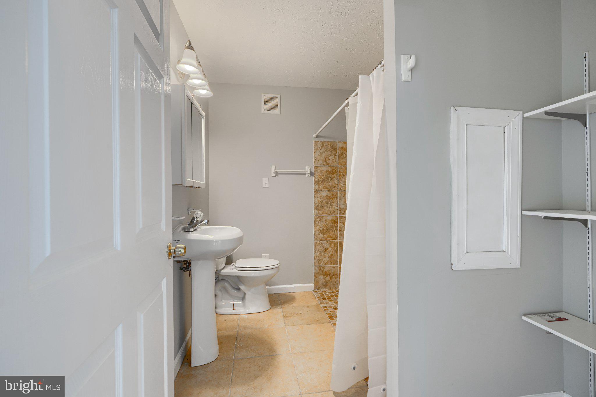 SUNSET RIDGE - Residential