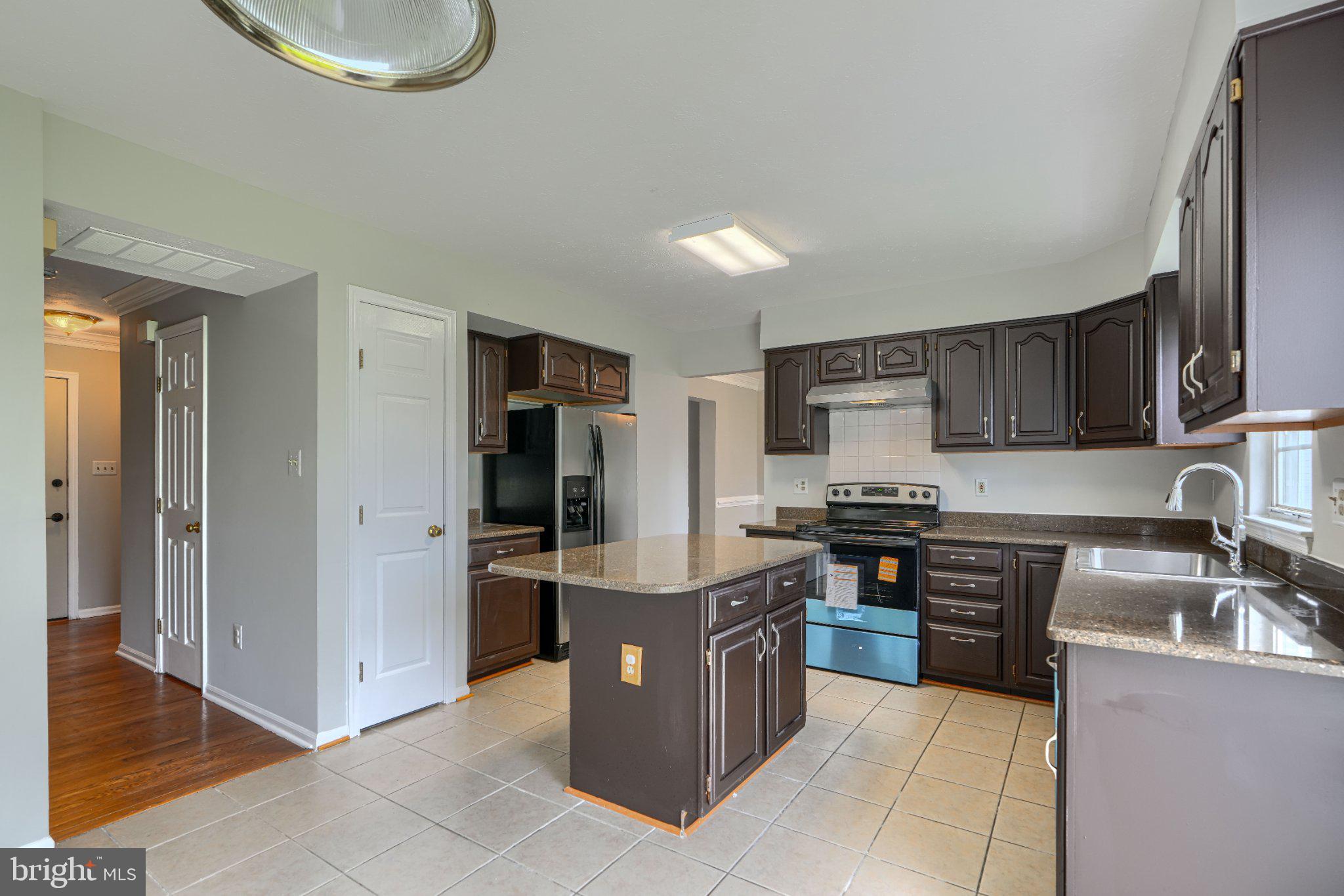 SUNSET RIDGE - Residential