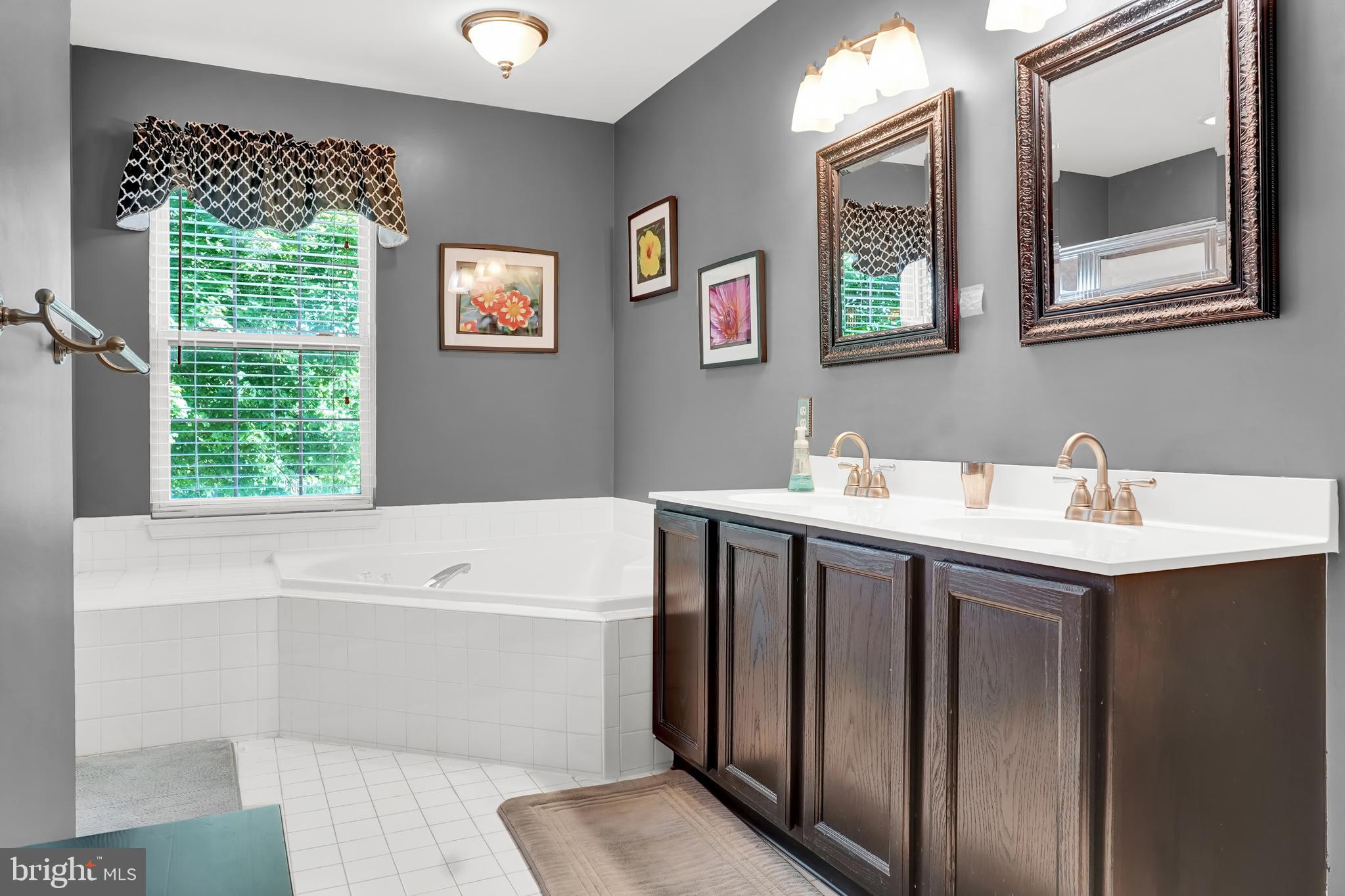 IRWINS CHOICE - Residential