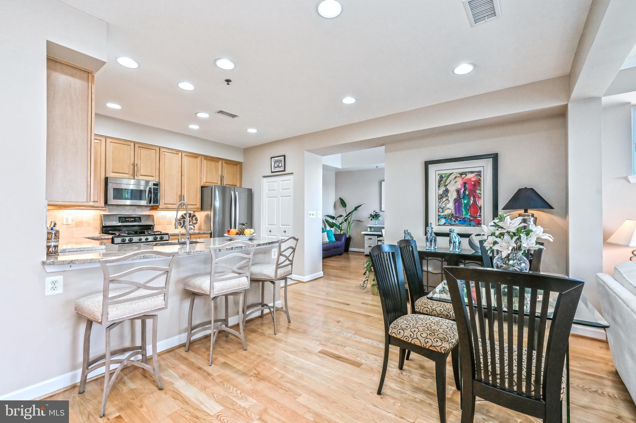 PROVIDENCE SQUARE - Residential