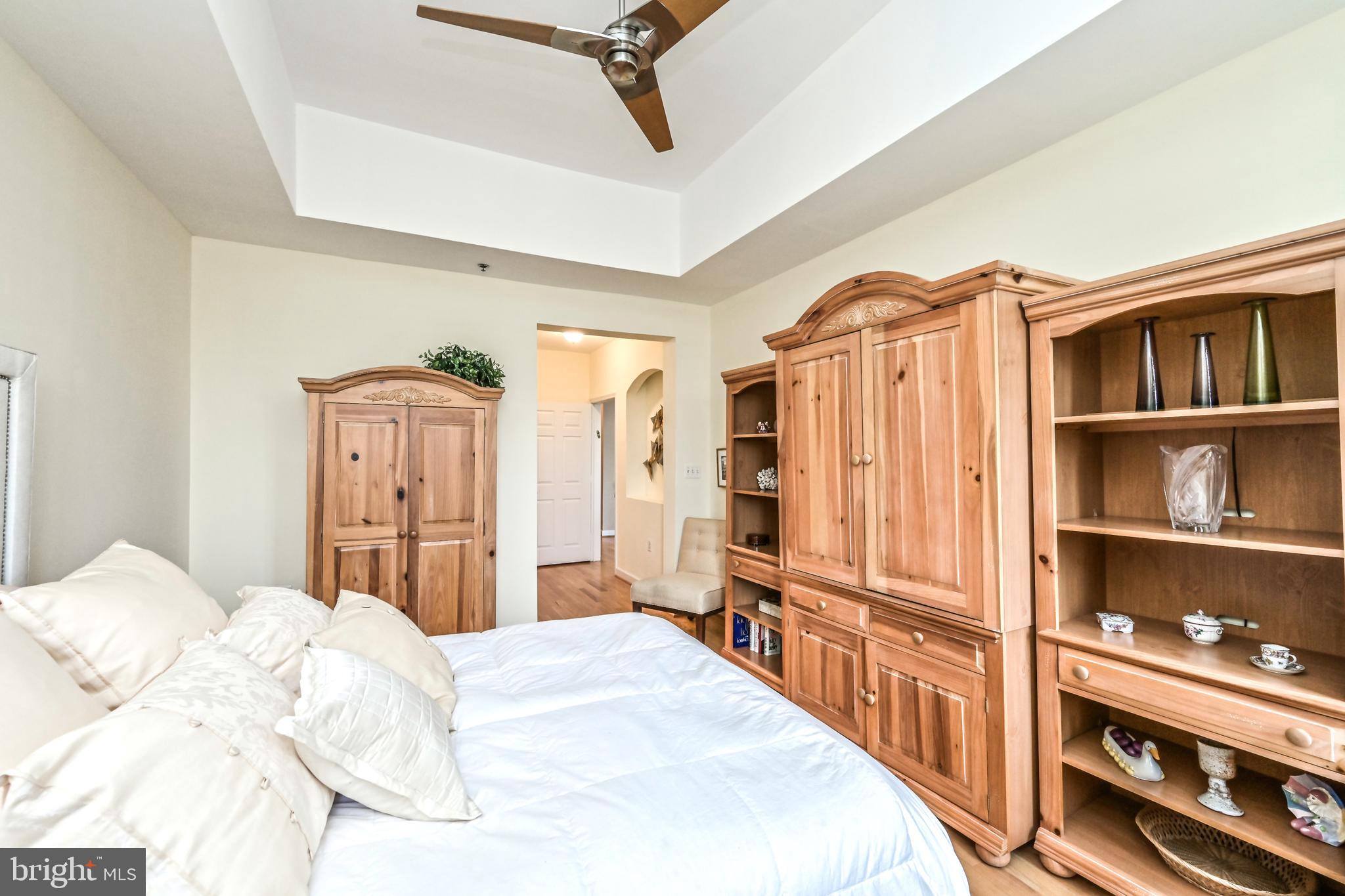 PROVIDENCE SQUARE - Residential