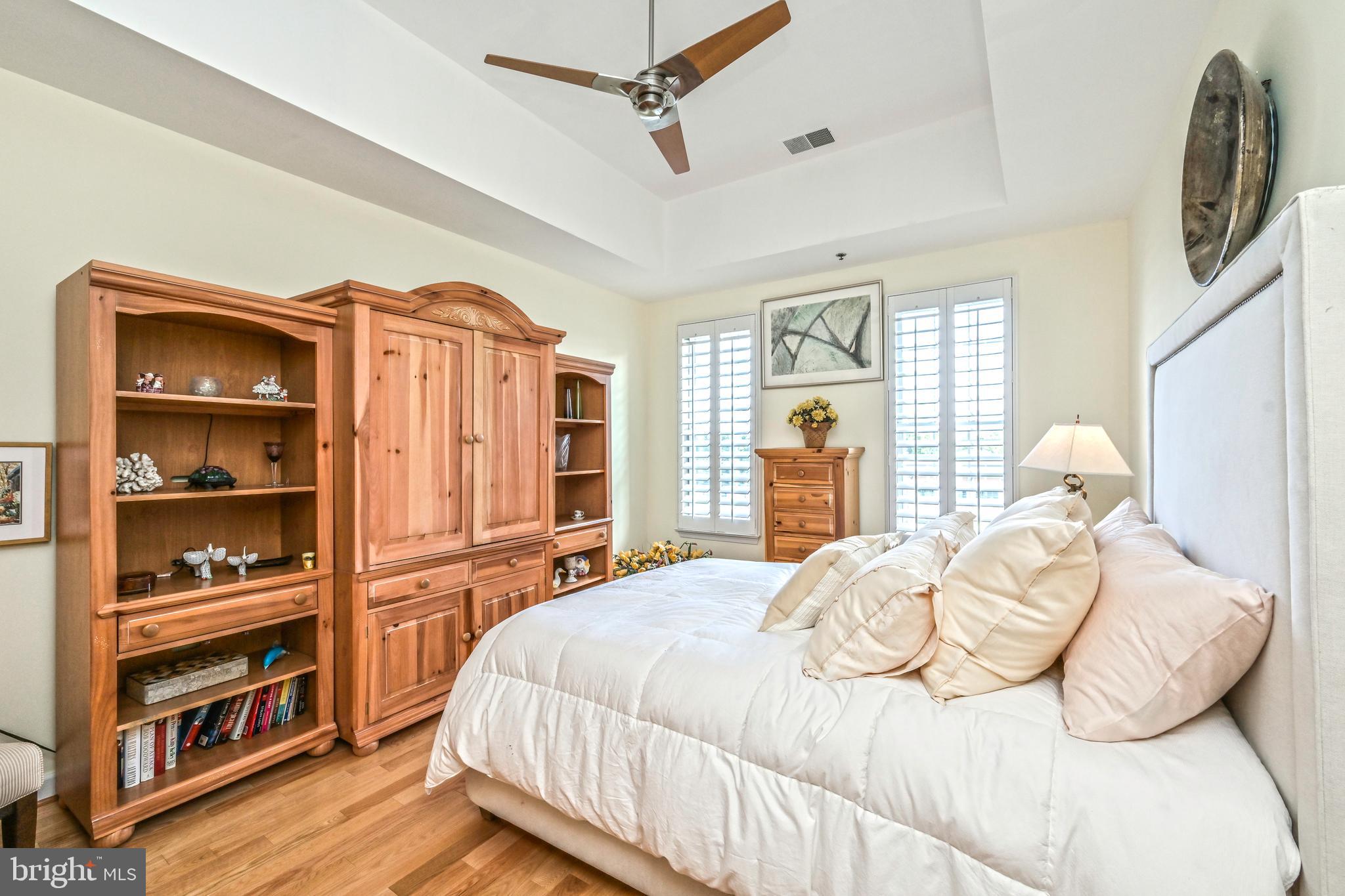 PROVIDENCE SQUARE - Residential