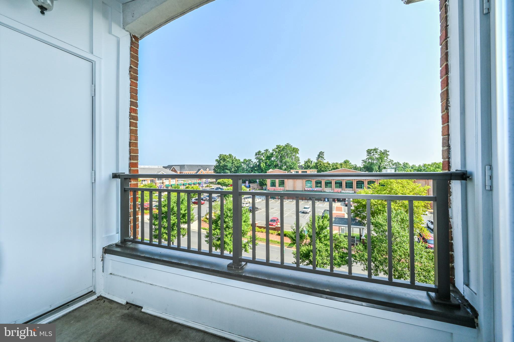 PROVIDENCE SQUARE - Residential