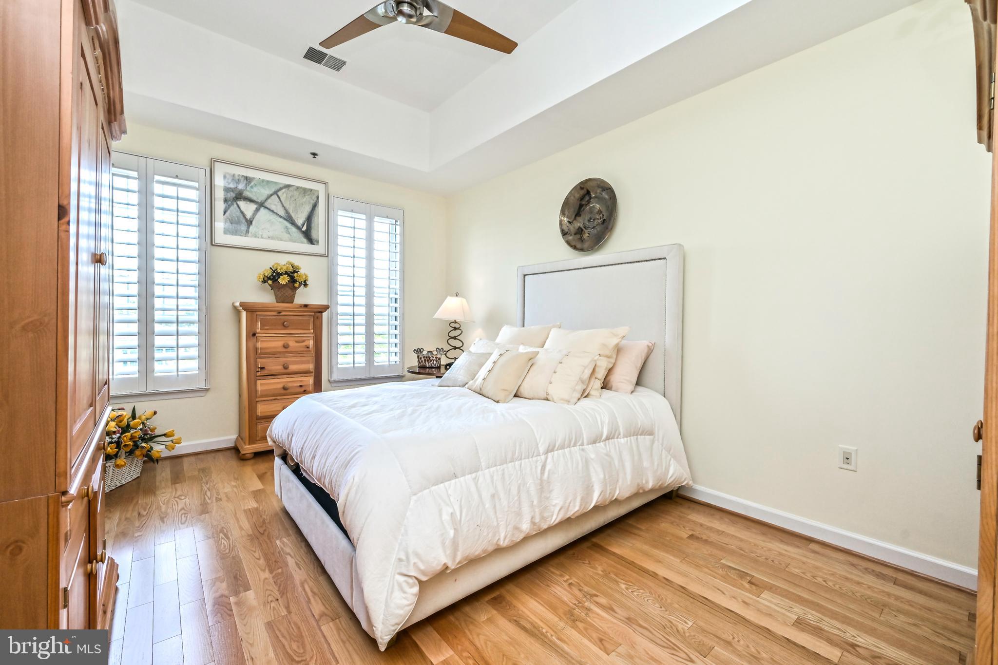 PROVIDENCE SQUARE - Residential