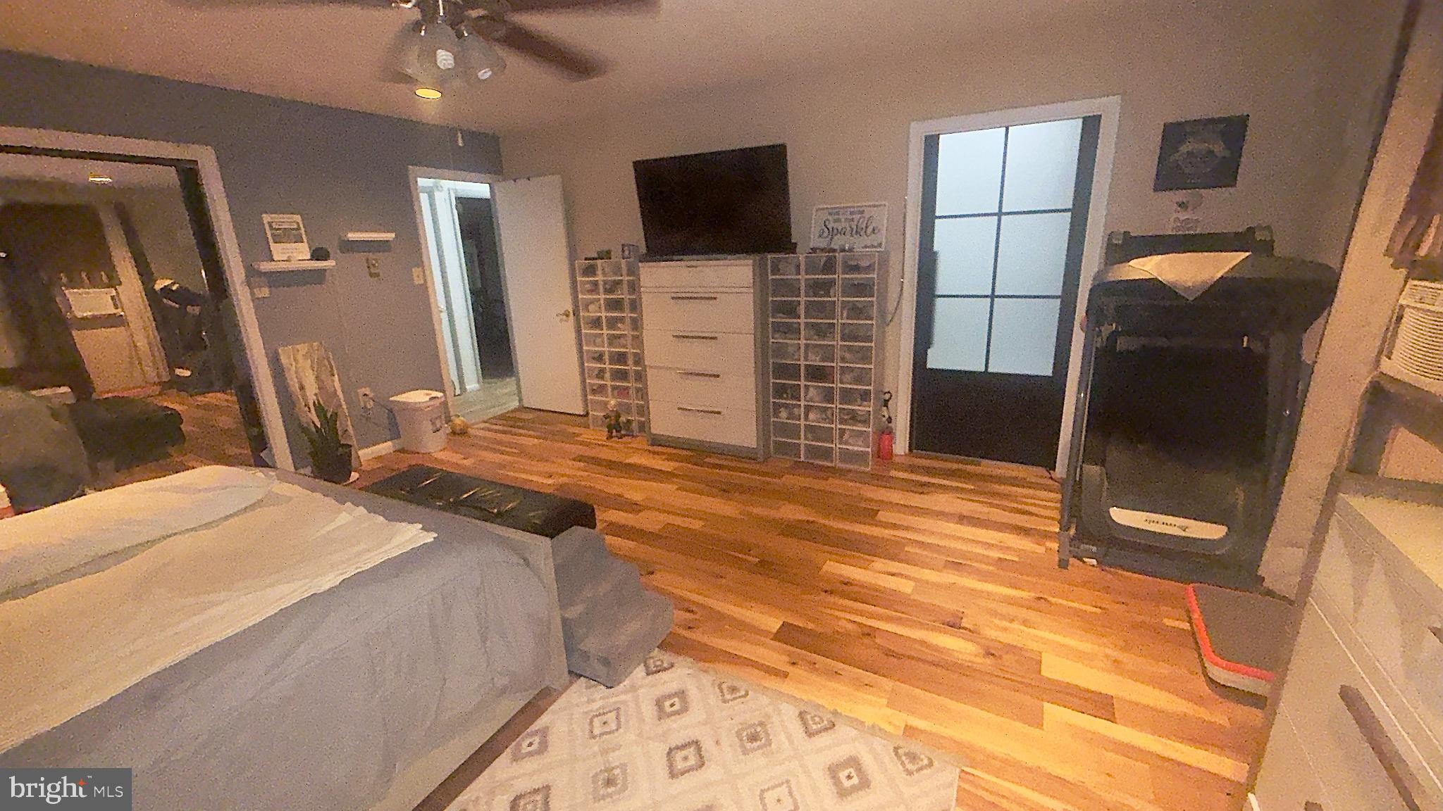 WILLIAMS WALK - Residential