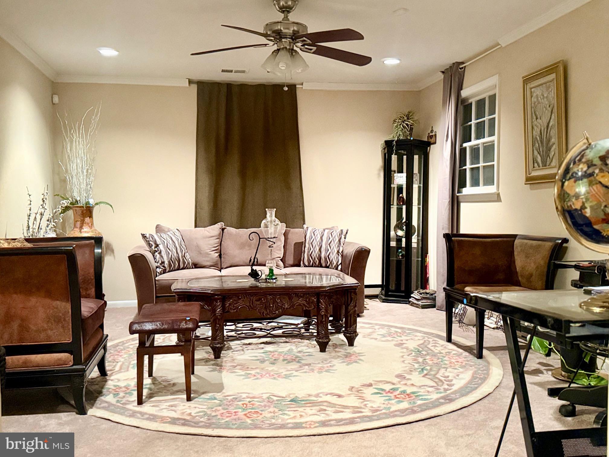 WILLIAMS WALK - Residential