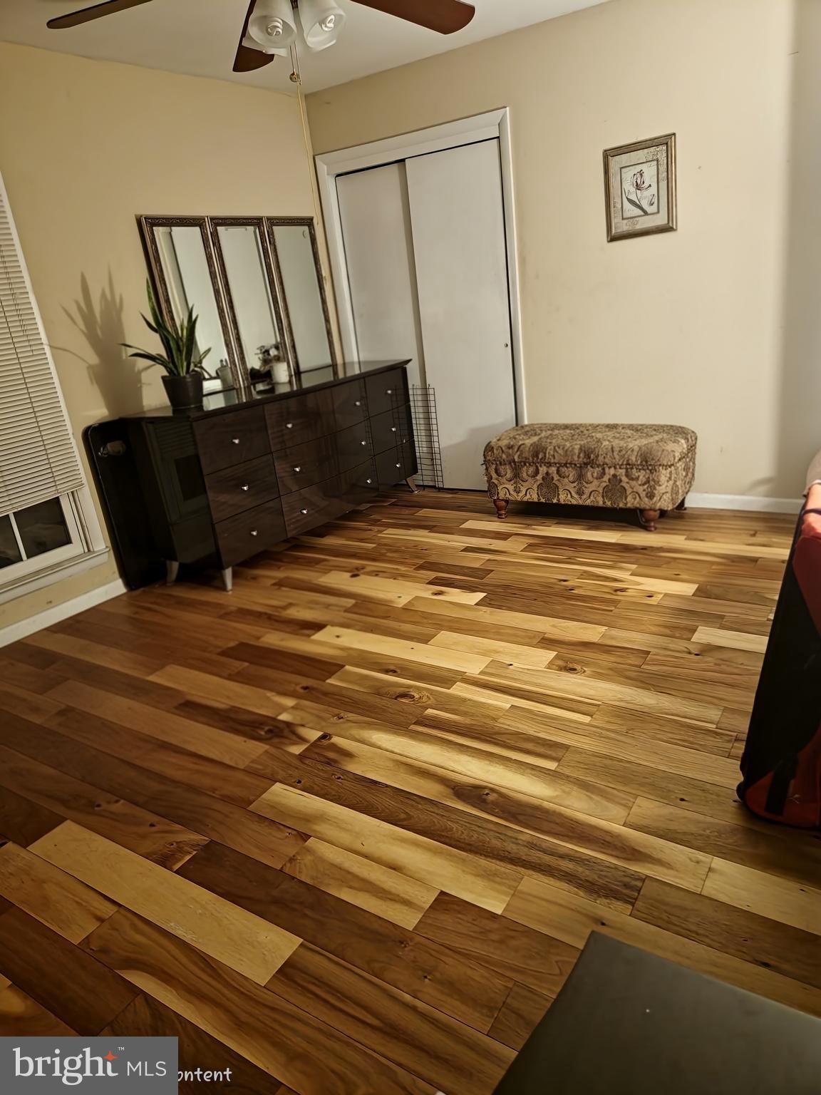 WILLIAMS WALK - Residential