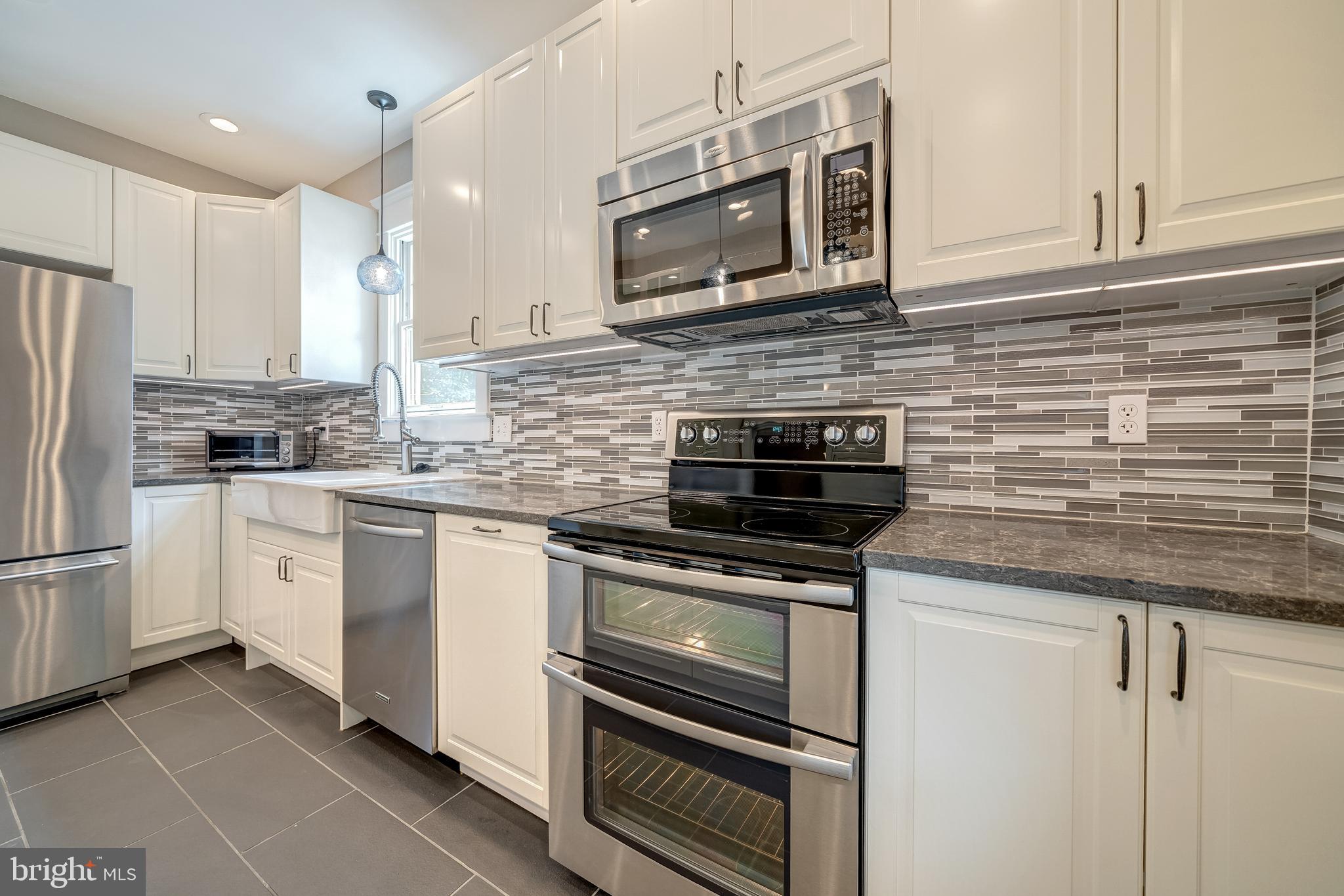 DOUGLAS PARK - Residential