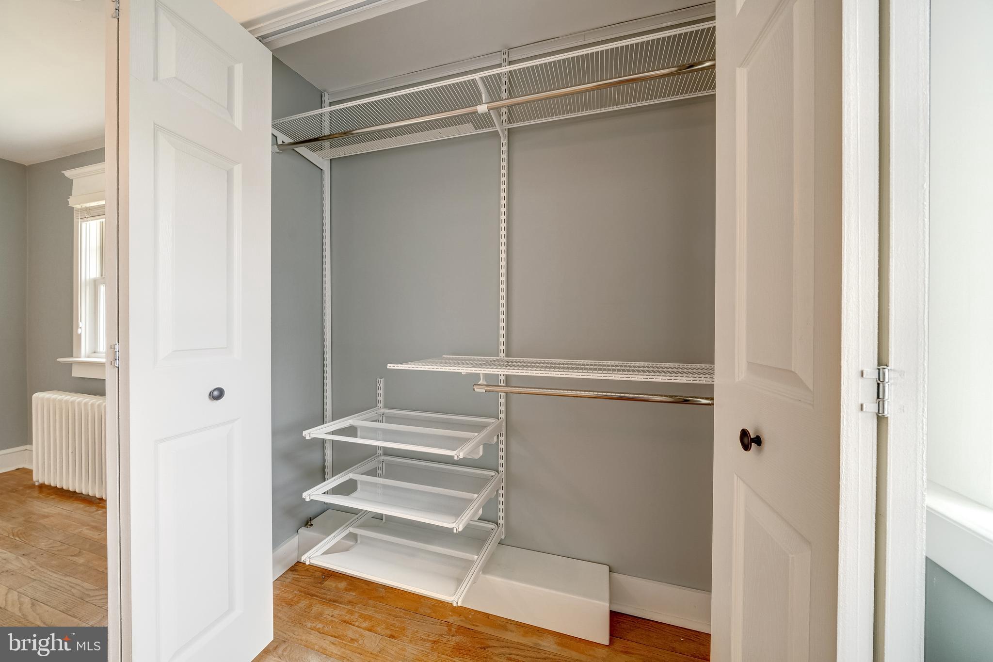 DOUGLAS PARK - Residential